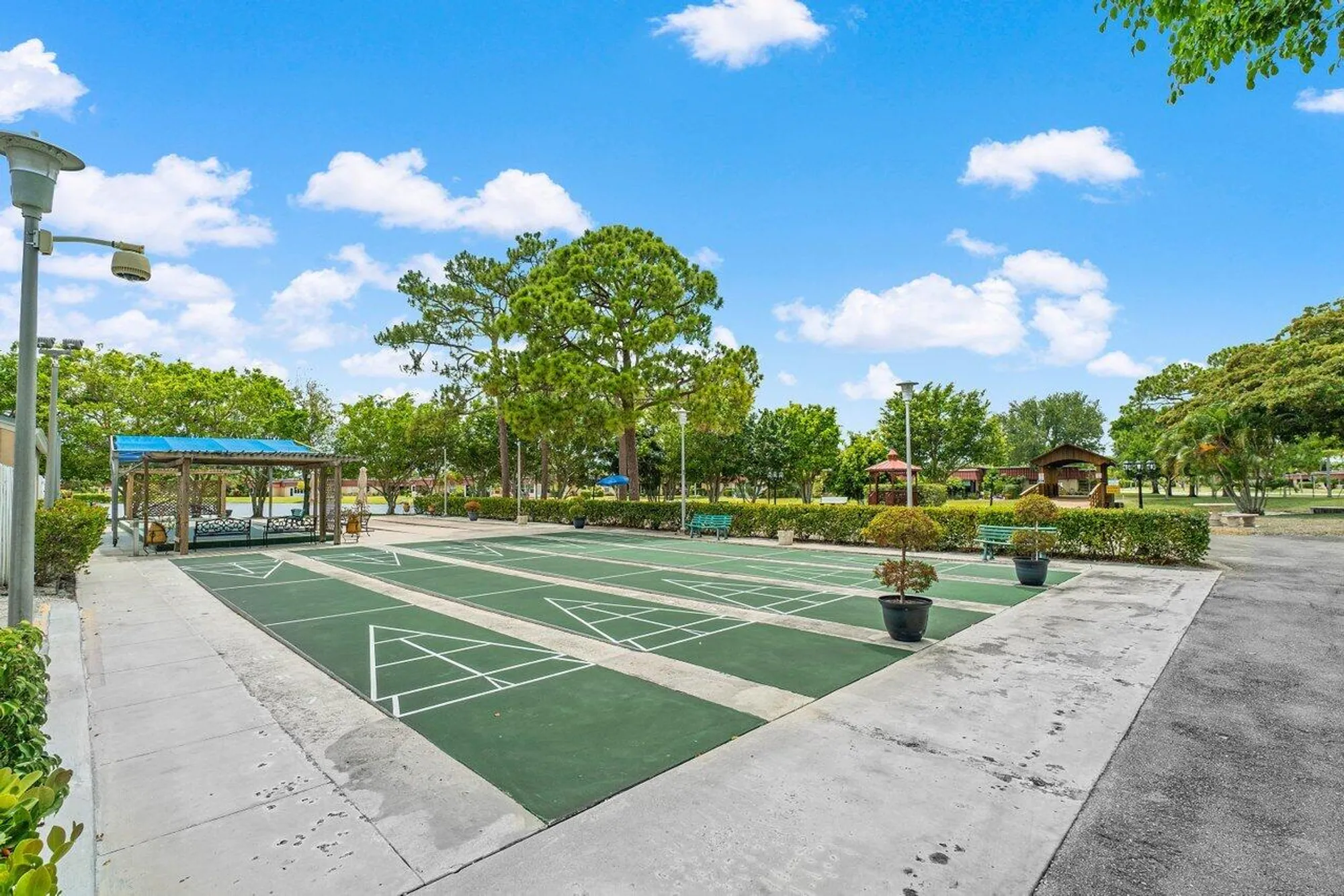 Property Slideshow image 34 of 36 | 289 cape cod cir, Lake Worth, FL, 33467