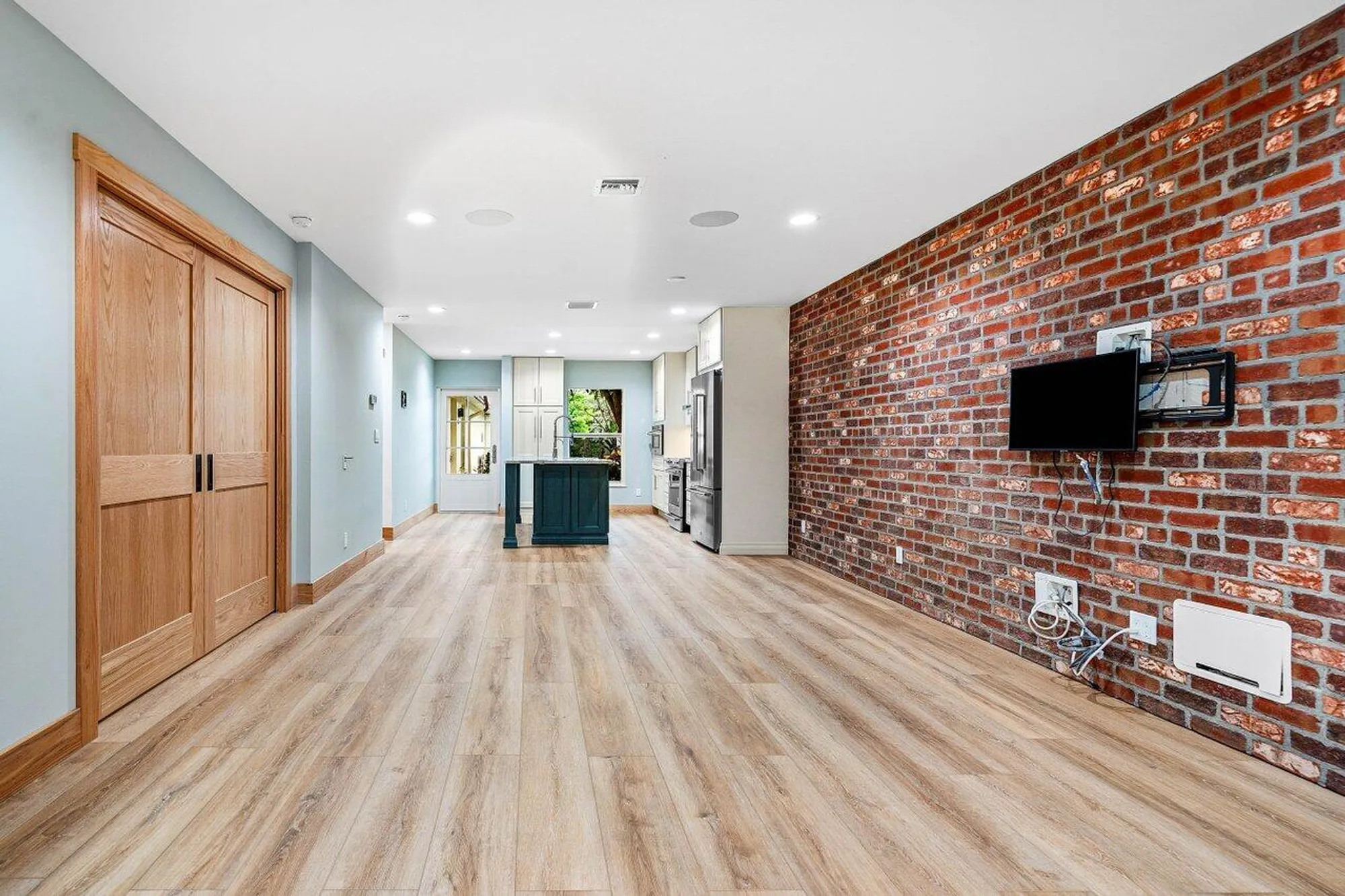 Property Slideshow image 13 of 36 | 289 cape cod cir, Lake Worth, FL, 33467