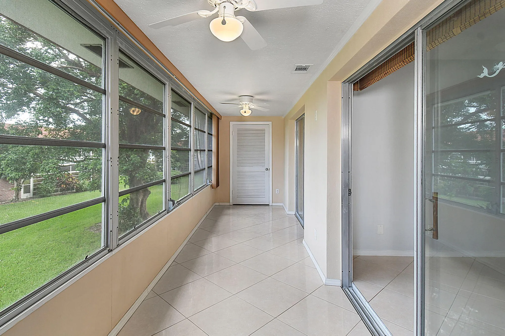 Property Slideshow image 21 of 50 | 2600 se ocean blvd apt s15, Stuart, FL, 34996