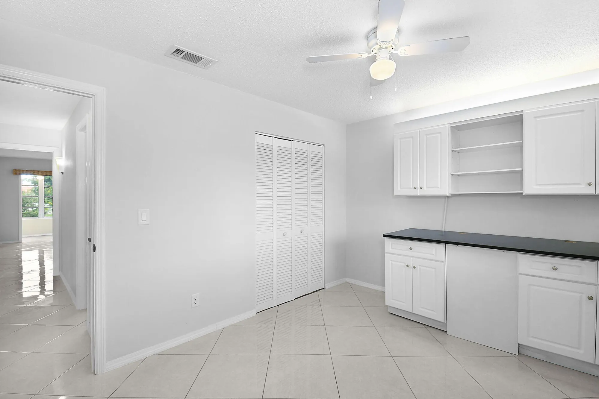 Property Slideshow image 28 of 50 | 2600 se ocean blvd apt s15, Stuart, FL, 34996