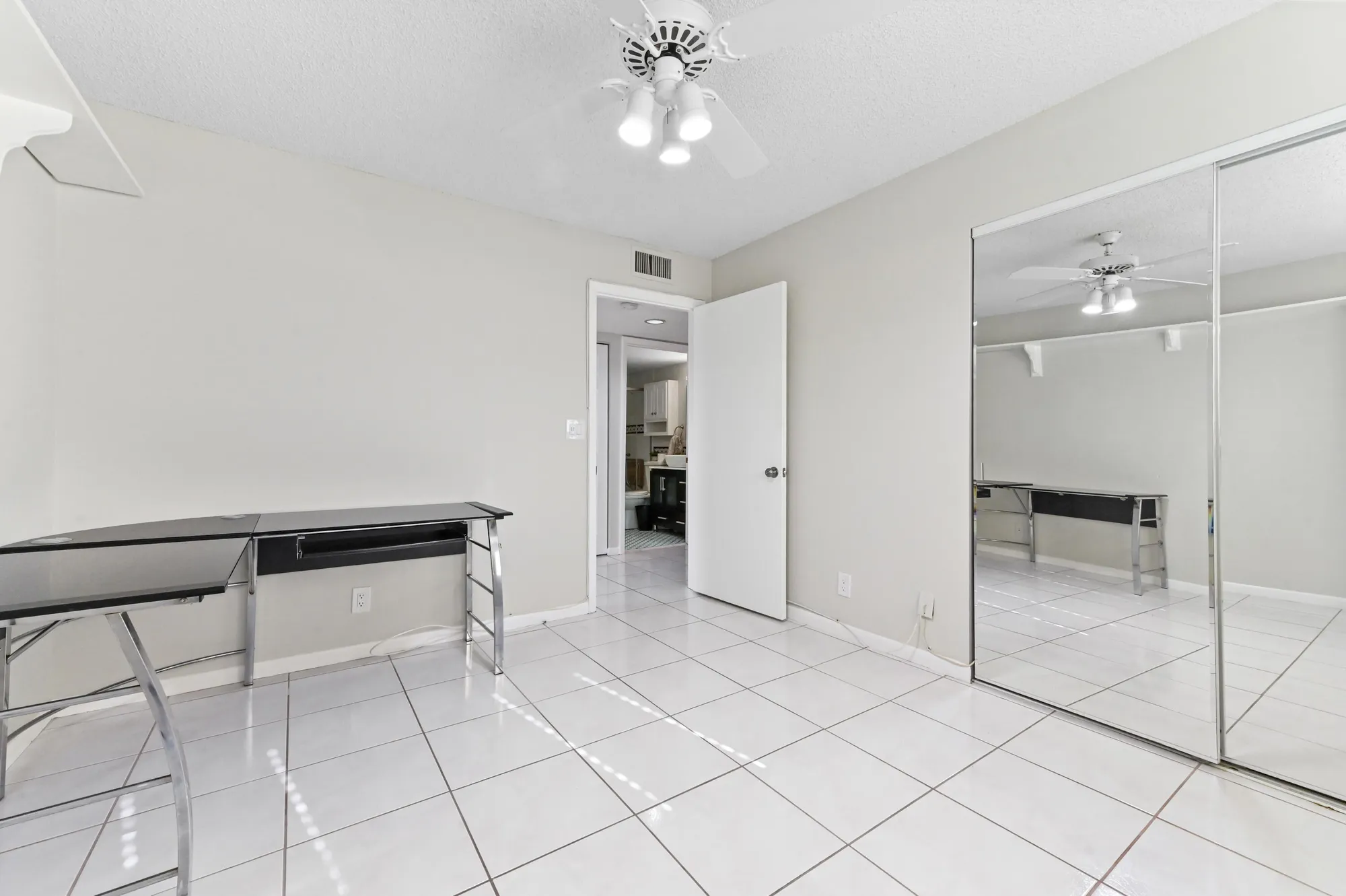 Property Slideshow image 6 of 60 | 15451 pembridge dr 207, Delray Beach, FL, 33484