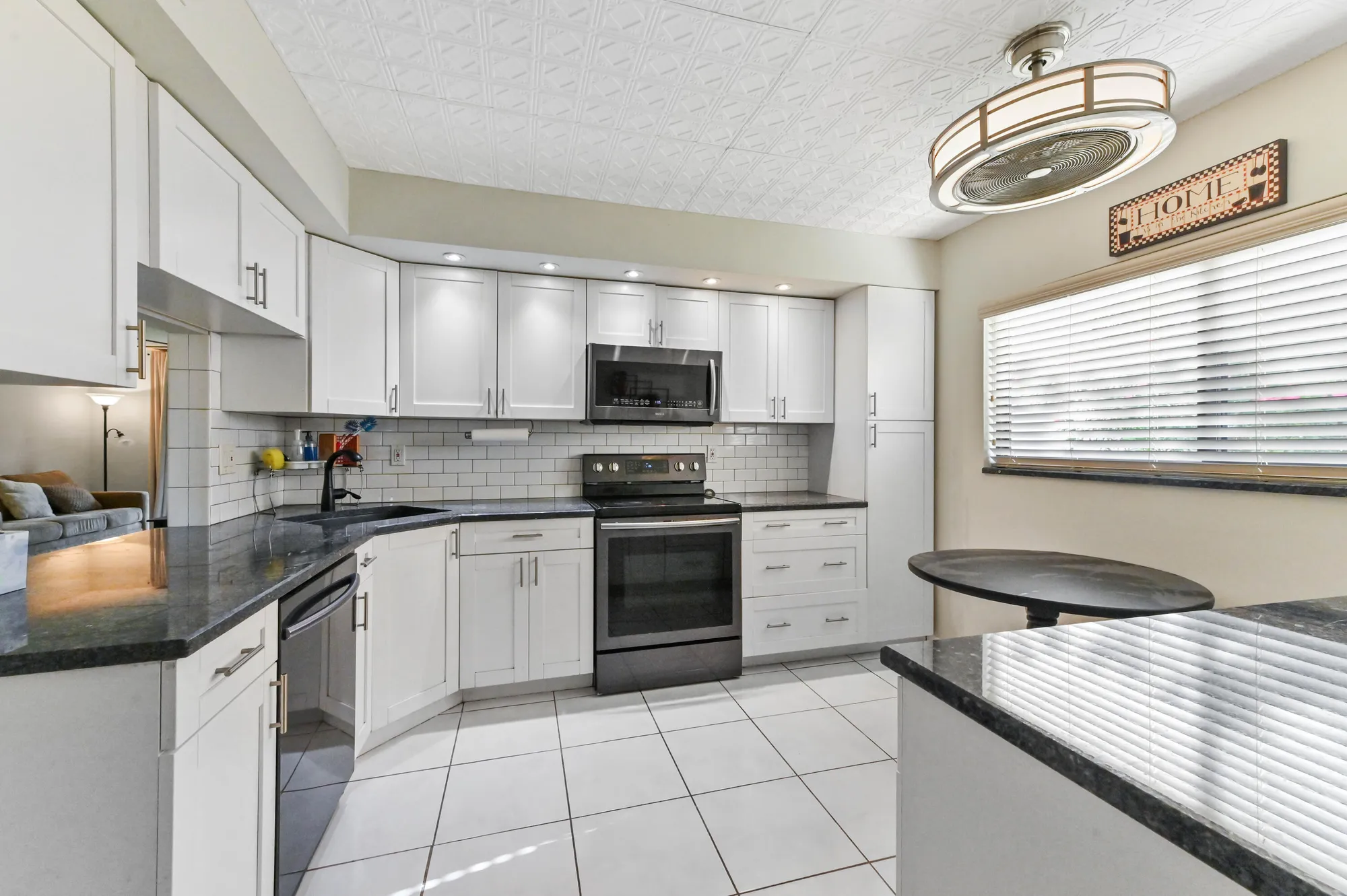 Property Slideshow image 7 of 60 | 15451 pembridge dr 207, Delray Beach, FL, 33484