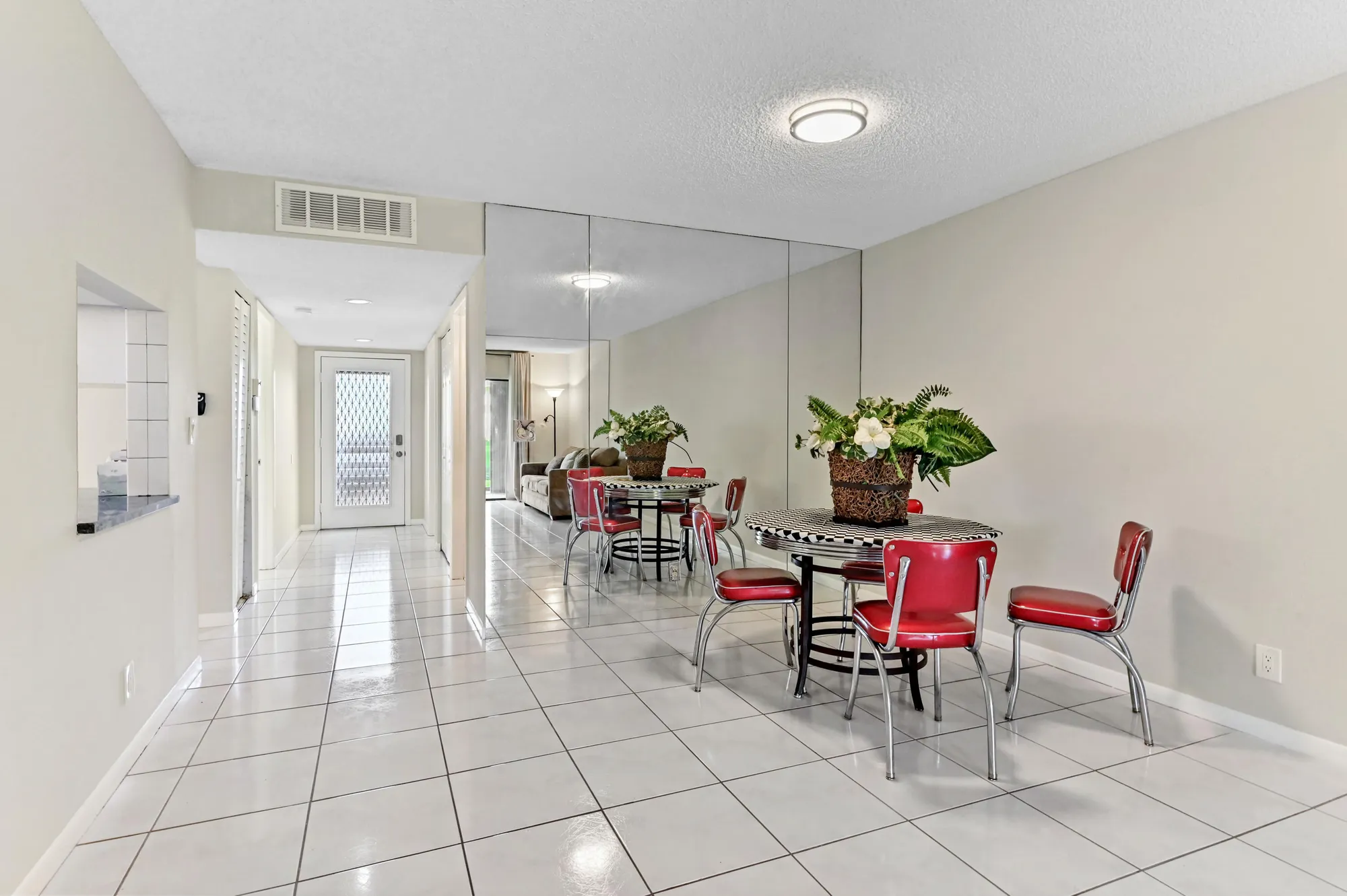 Property Slideshow image 11 of 60 | 15451 pembridge dr 207, Delray Beach, FL, 33484