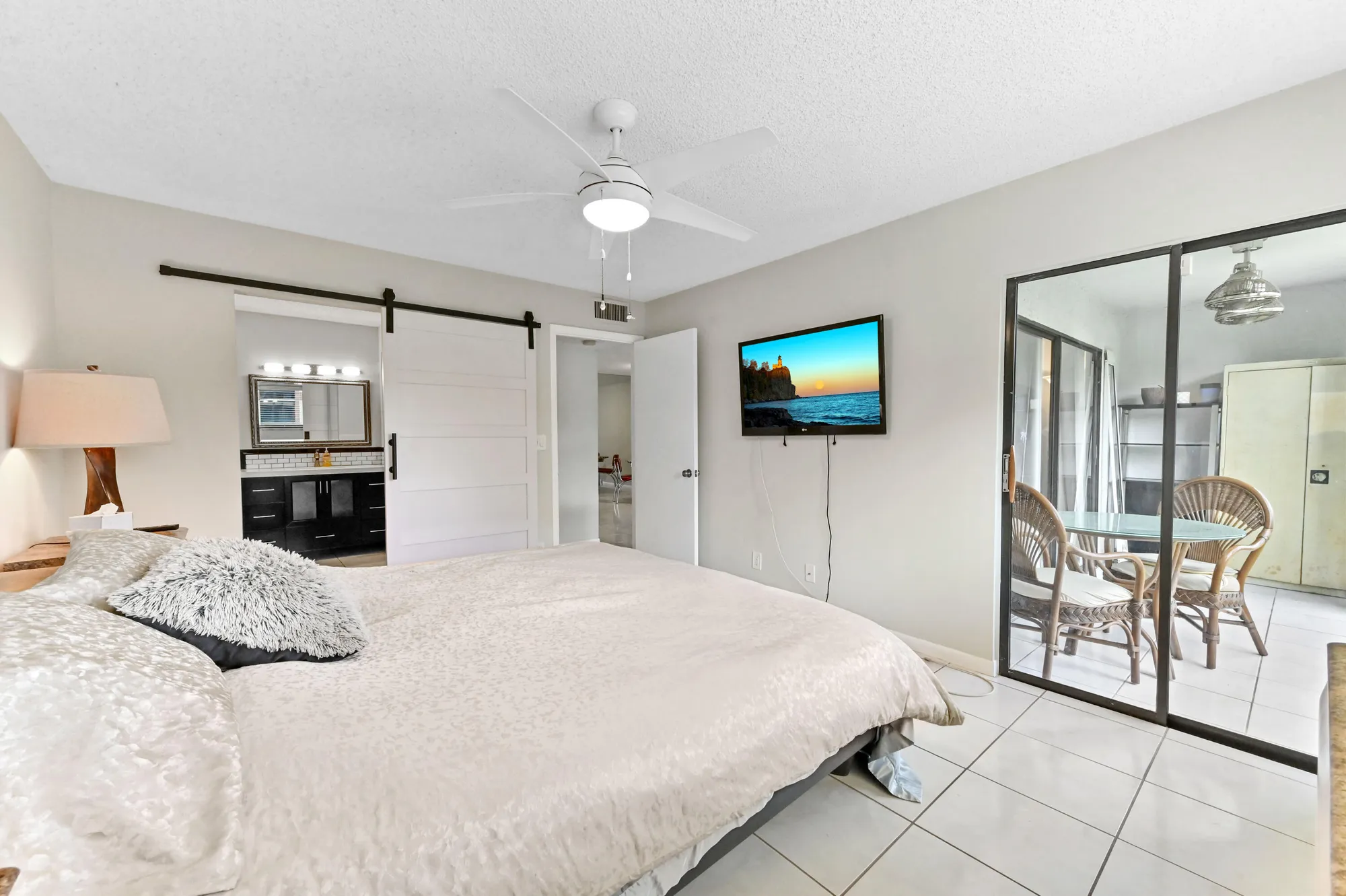 Property Slideshow image 17 of 60 | 15451 pembridge dr 207, Delray Beach, FL, 33484