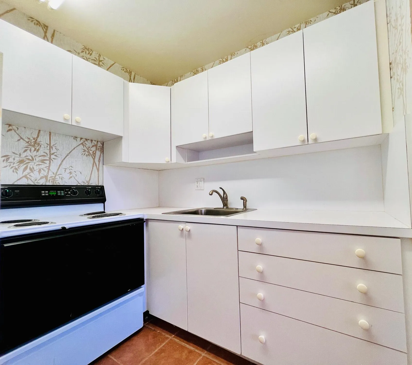 Property Slideshow image 3 of 17 | 80 norwich d, West Palm Beach, FL, 33417