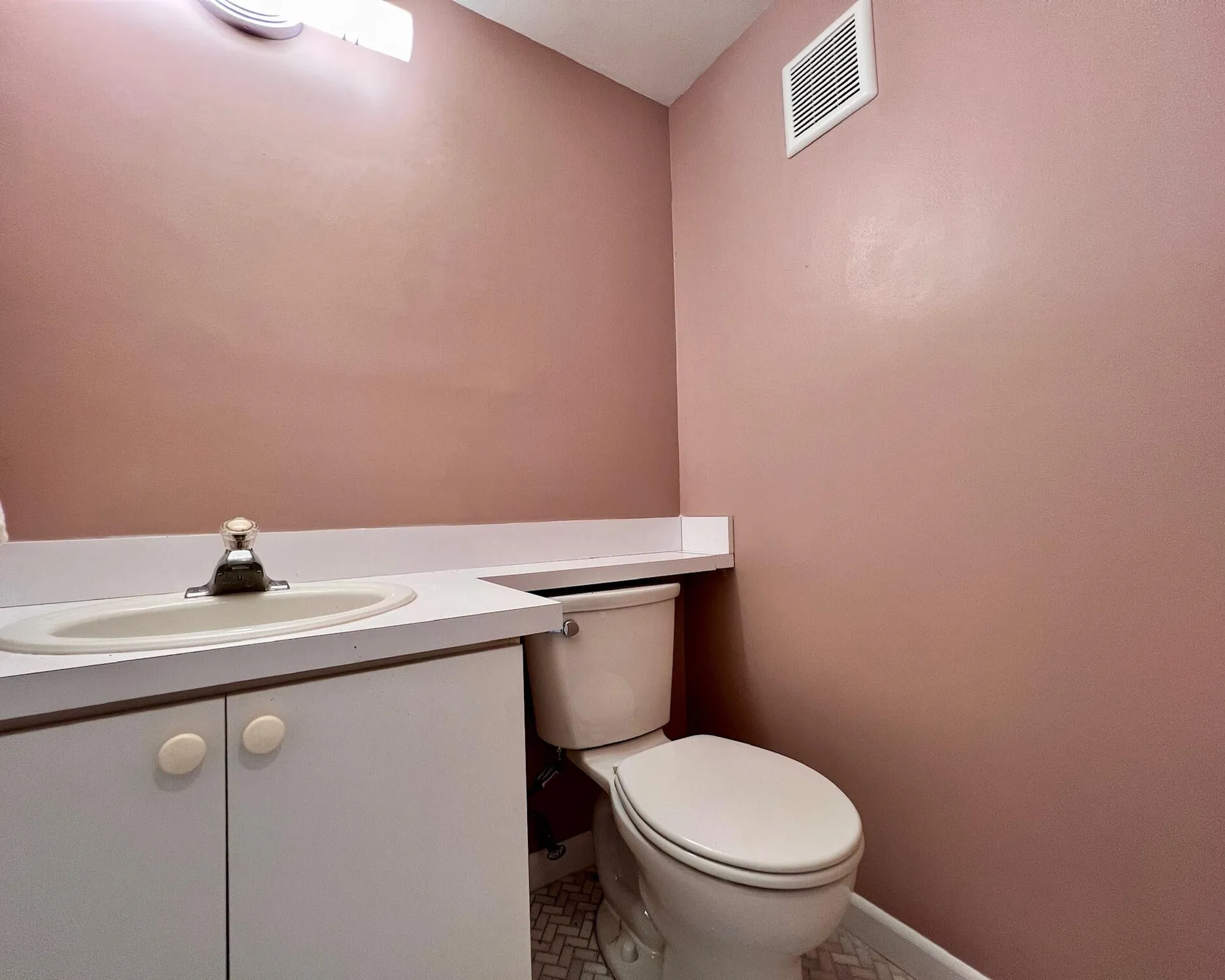 Property Slideshow image 6 of 17 | 80 norwich d, West Palm Beach, FL, 33417