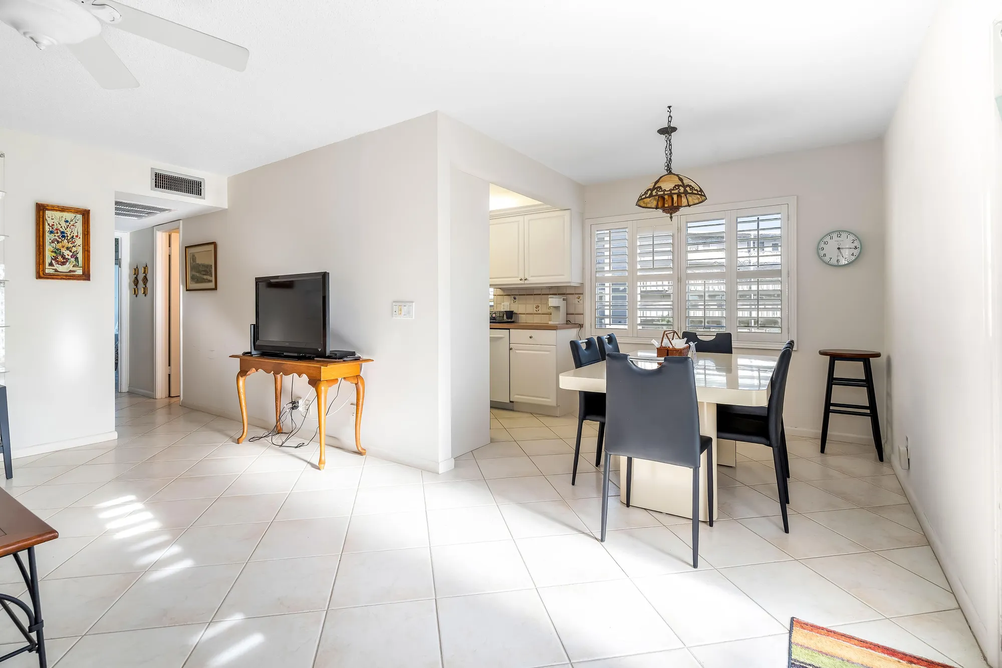 Property Slideshow image 10 of 54 | 2040 berkshire b # 2040, Deerfield Beach, FL, 33442