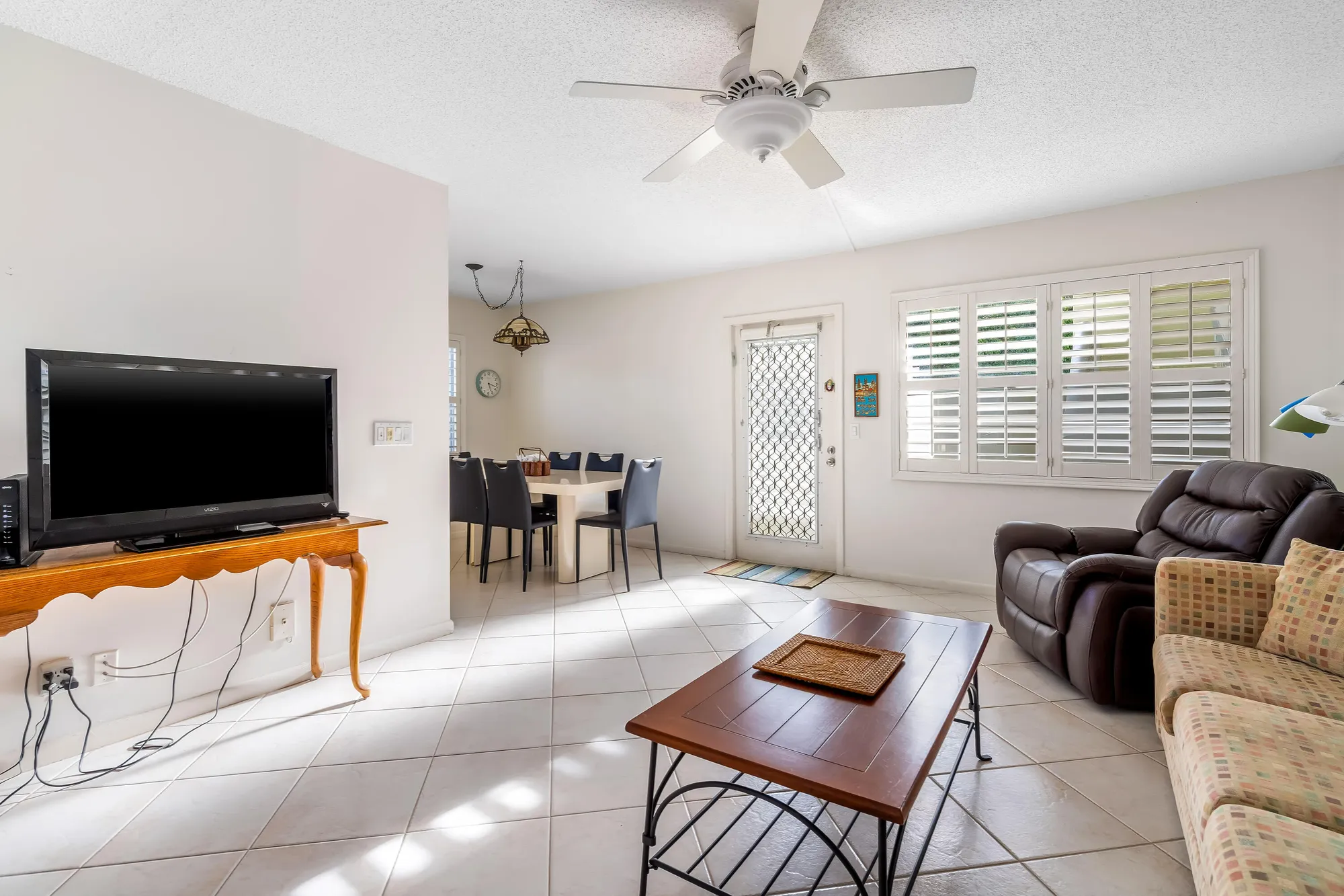 Property Slideshow image 13 of 54 | 2040 berkshire b # 2040, Deerfield Beach, FL, 33442