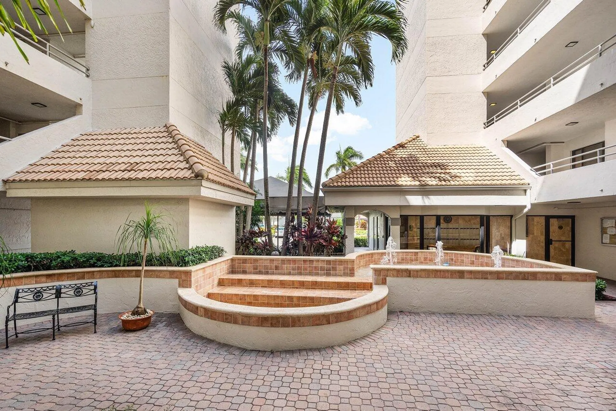 Property Slideshow image 8 of 103 | 16032 lomond hills trl apt 173, Delray Beach, FL, 33446