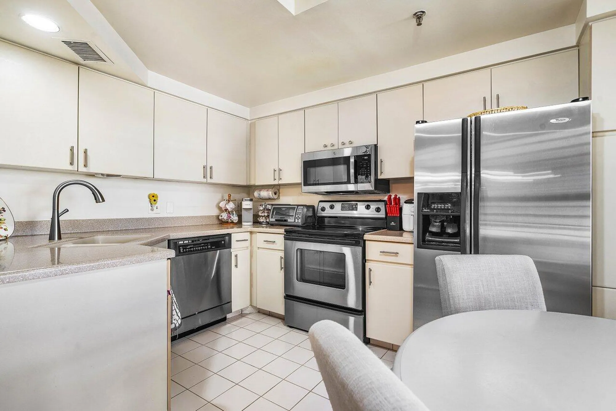 Property Slideshow image 14 of 103 | 16032 lomond hills trl apt 173, Delray Beach, FL, 33446