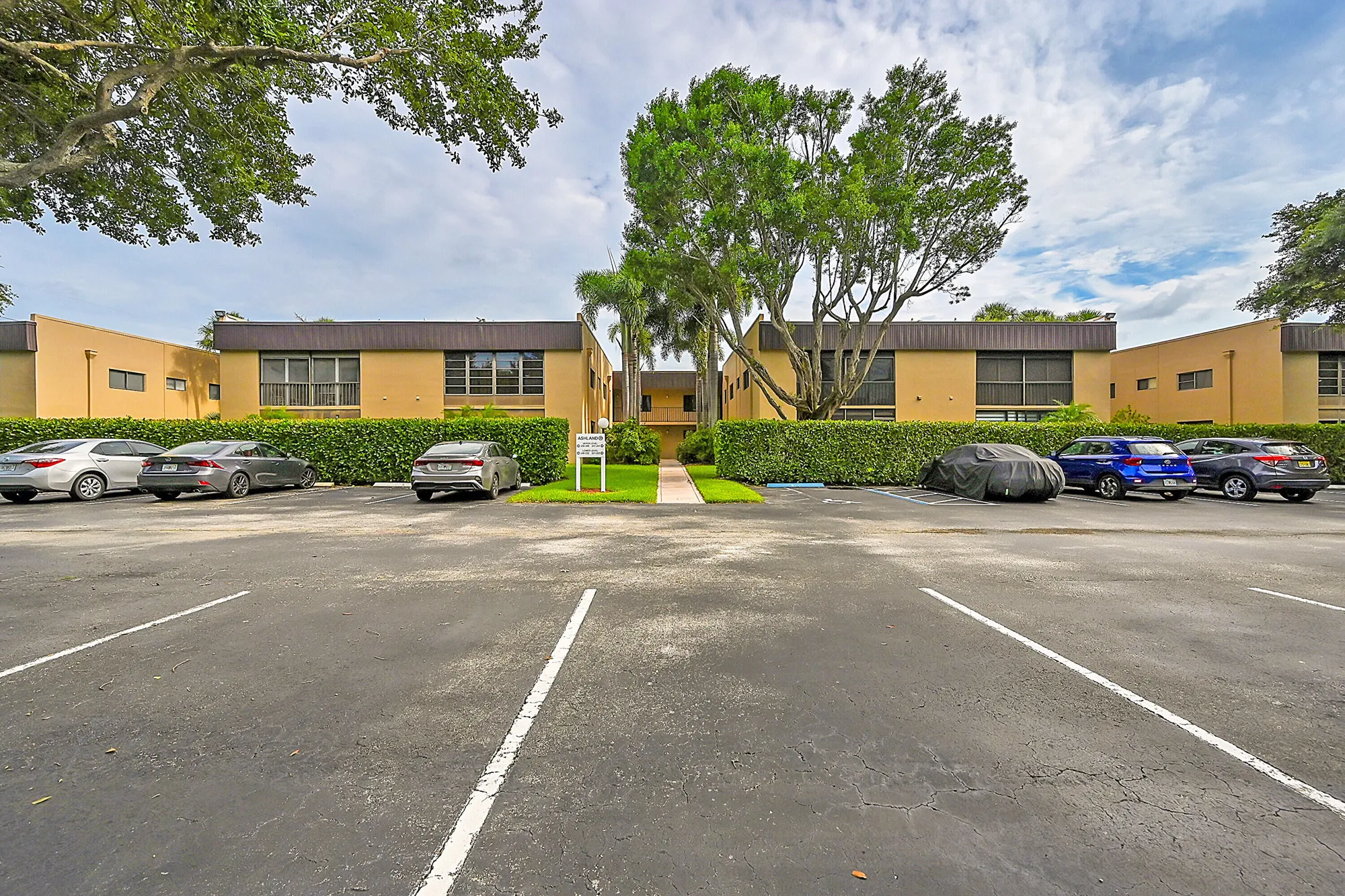 Property Slideshow image 8 of 51 | 15126 ashland st 250, Delray Beach, FL, 33484