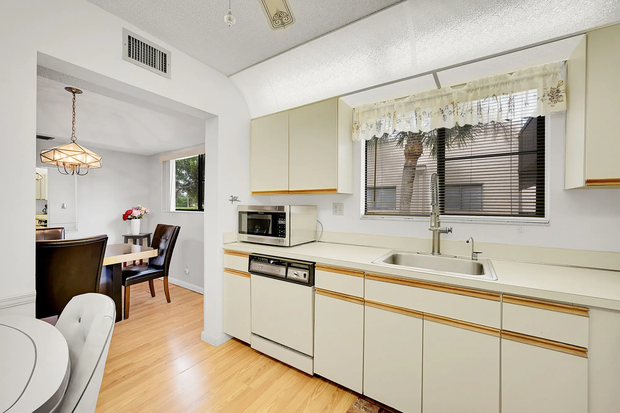 Property Slideshow image 14 of 51 | 15126 ashland st 250, Delray Beach, FL, 33484