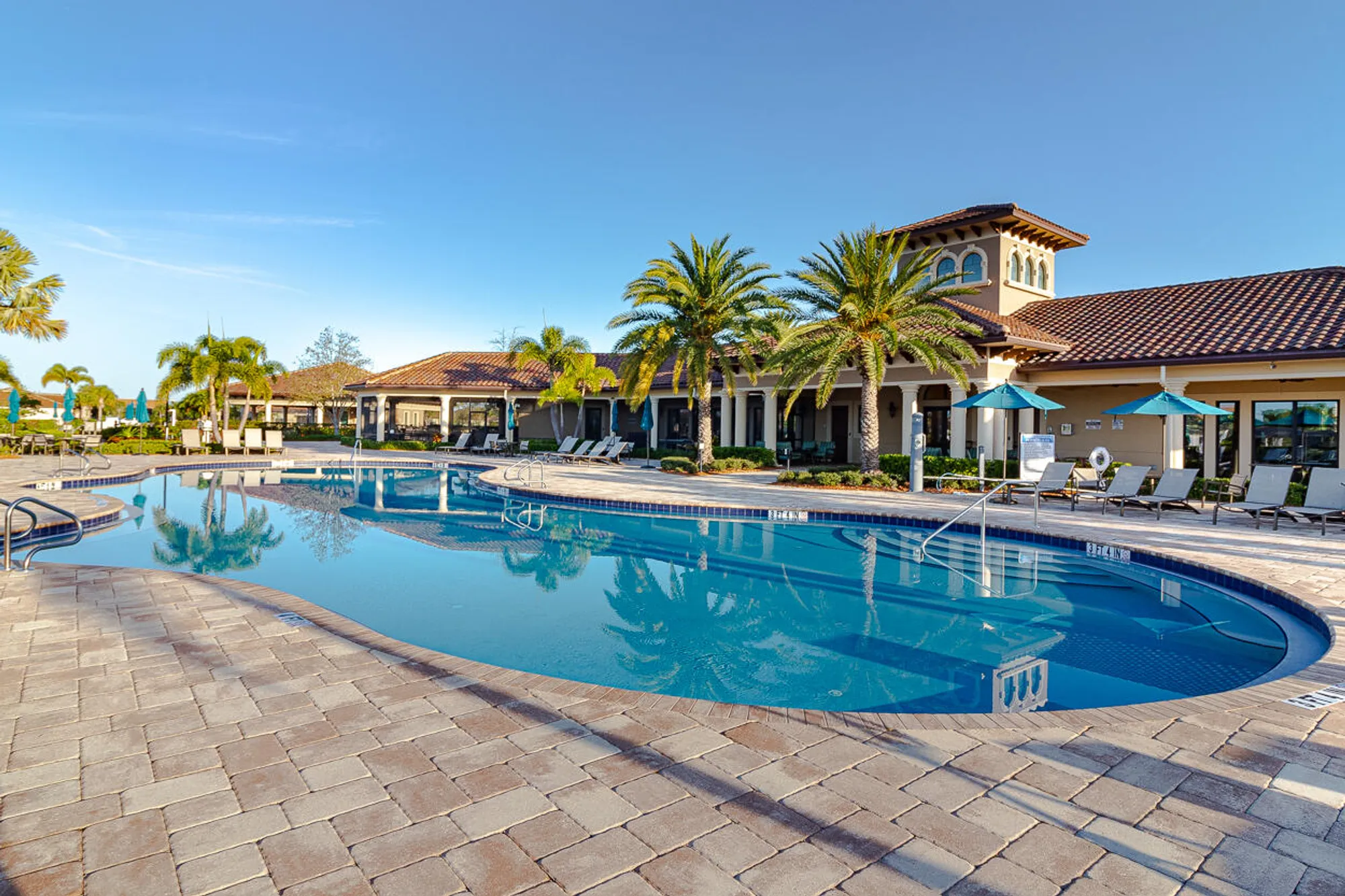 Property Slideshow image 30 of 47 | 649 se monteiro dr, Port Saint Lucie, FL, 34984