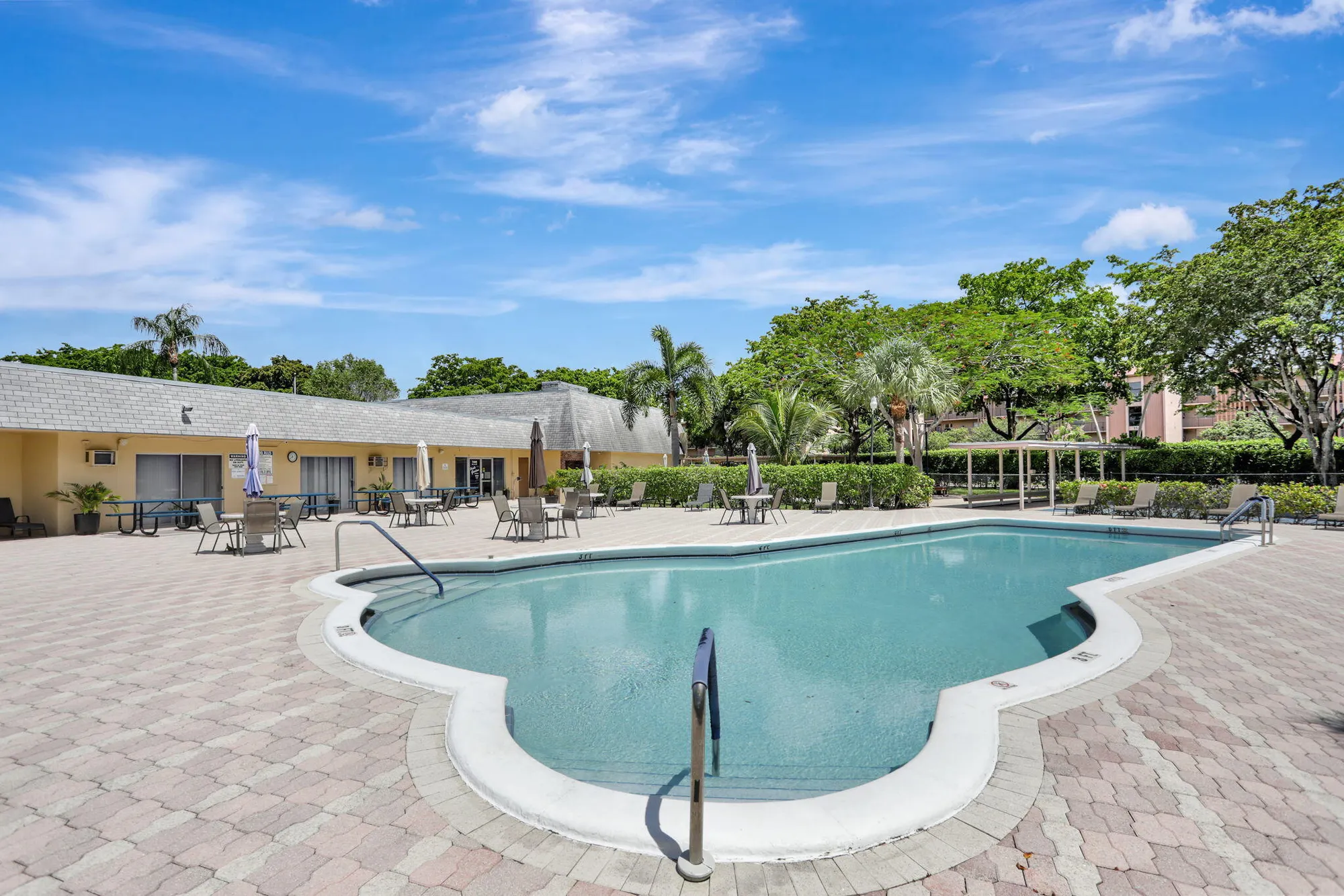Property Slideshow image 20 of 24 | 461 nw 76th ave 205, Margate, FL, 33063