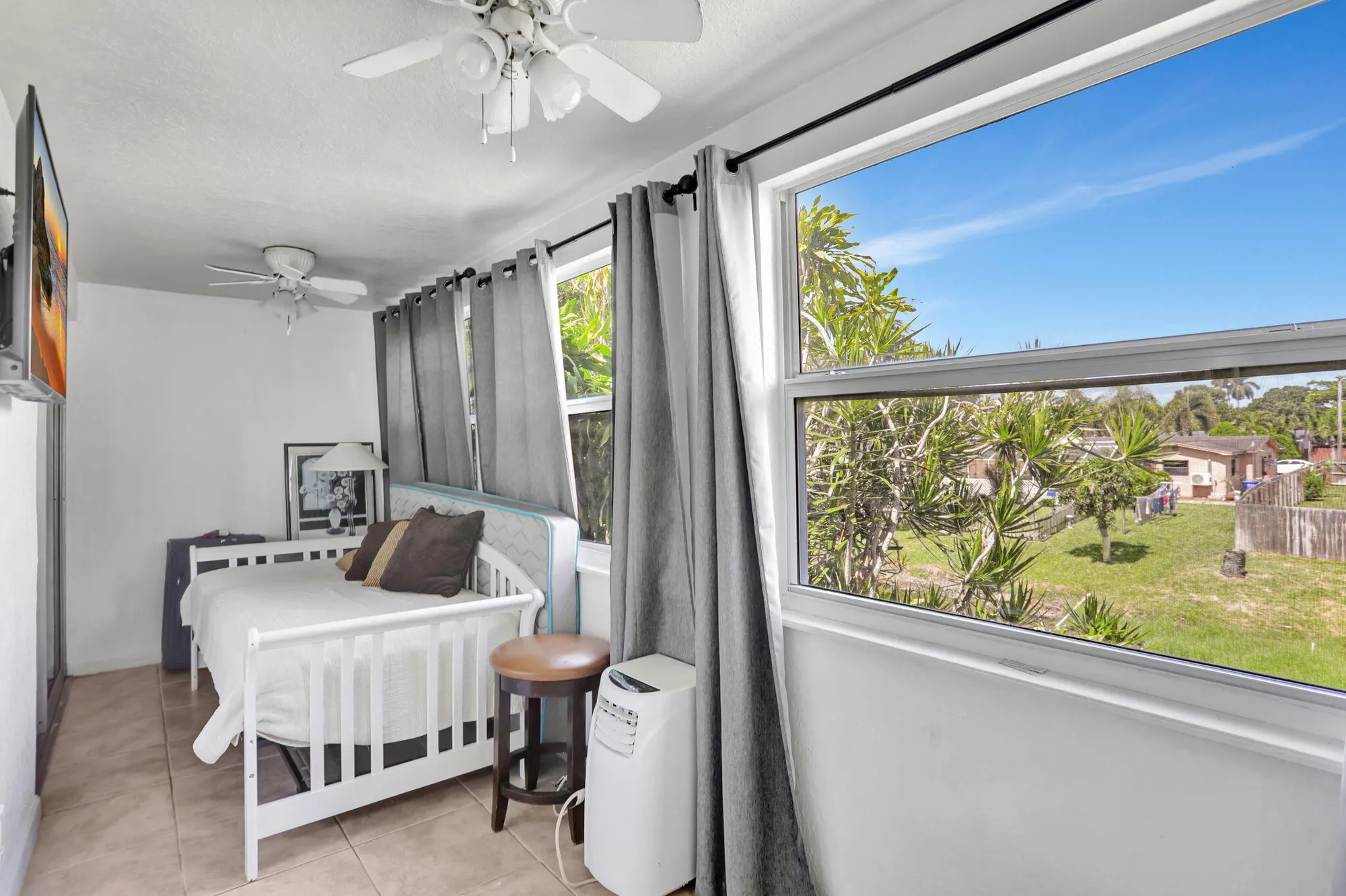 Property Slideshow image 18 of 24 | 461 nw 76th ave 205, Margate, FL, 33063