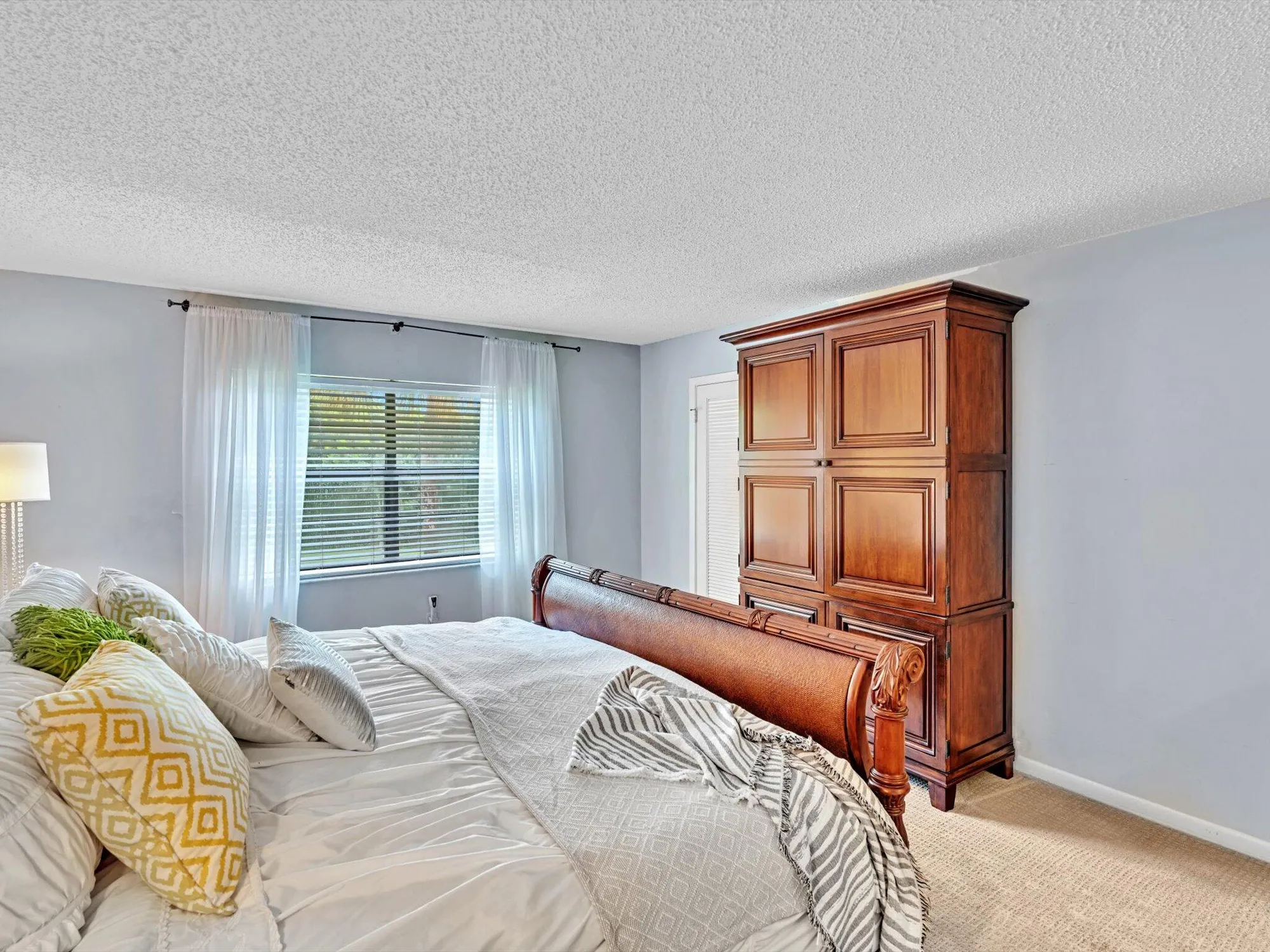 Property Slideshow image 32 of 56 | 9199 pecky cypress ln 7h, Boca Raton, FL, 33428