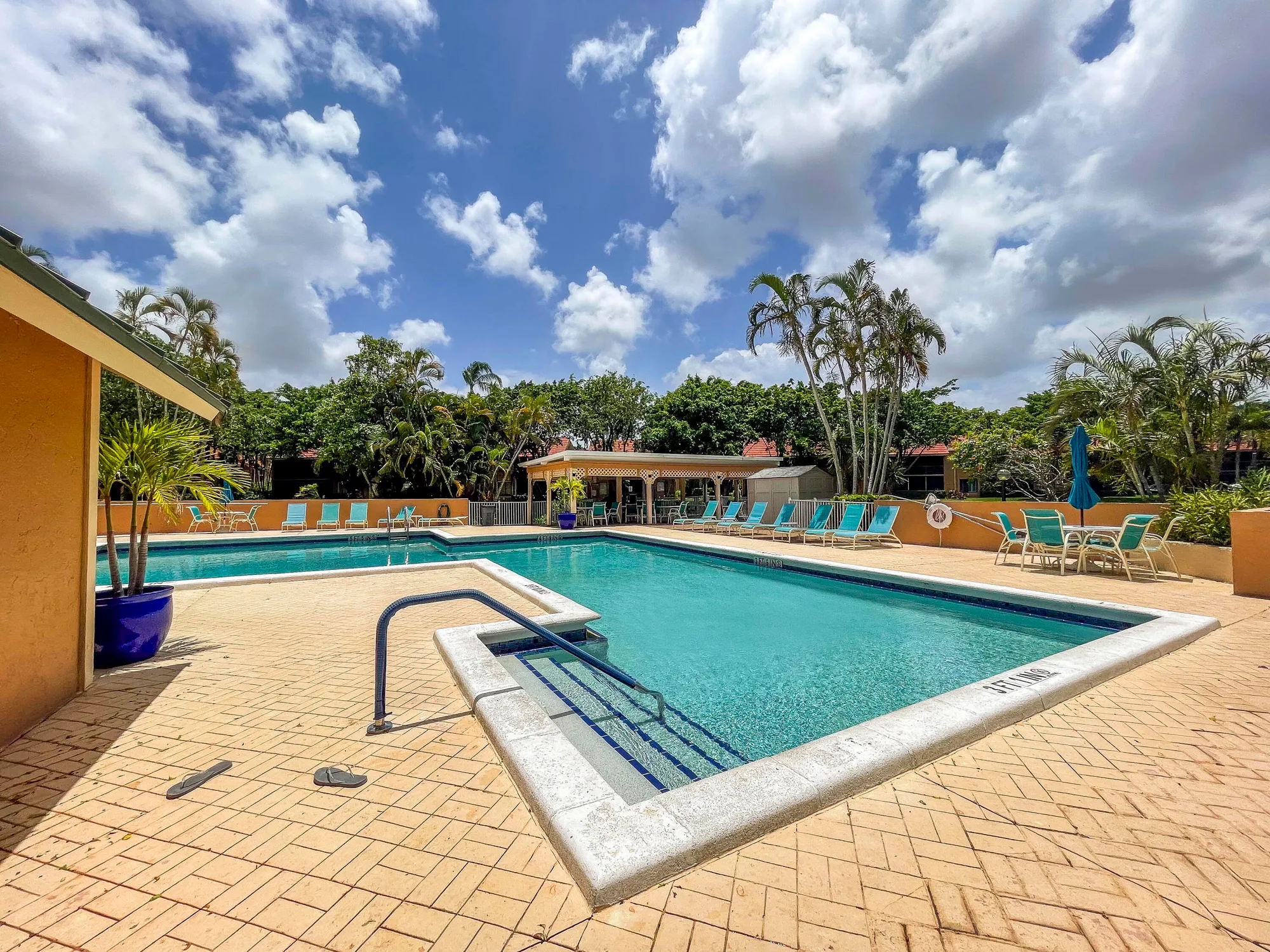 Property Slideshow image 31 of 35 | 11186 green lake dr apt 202, Boynton Beach, FL, 33437