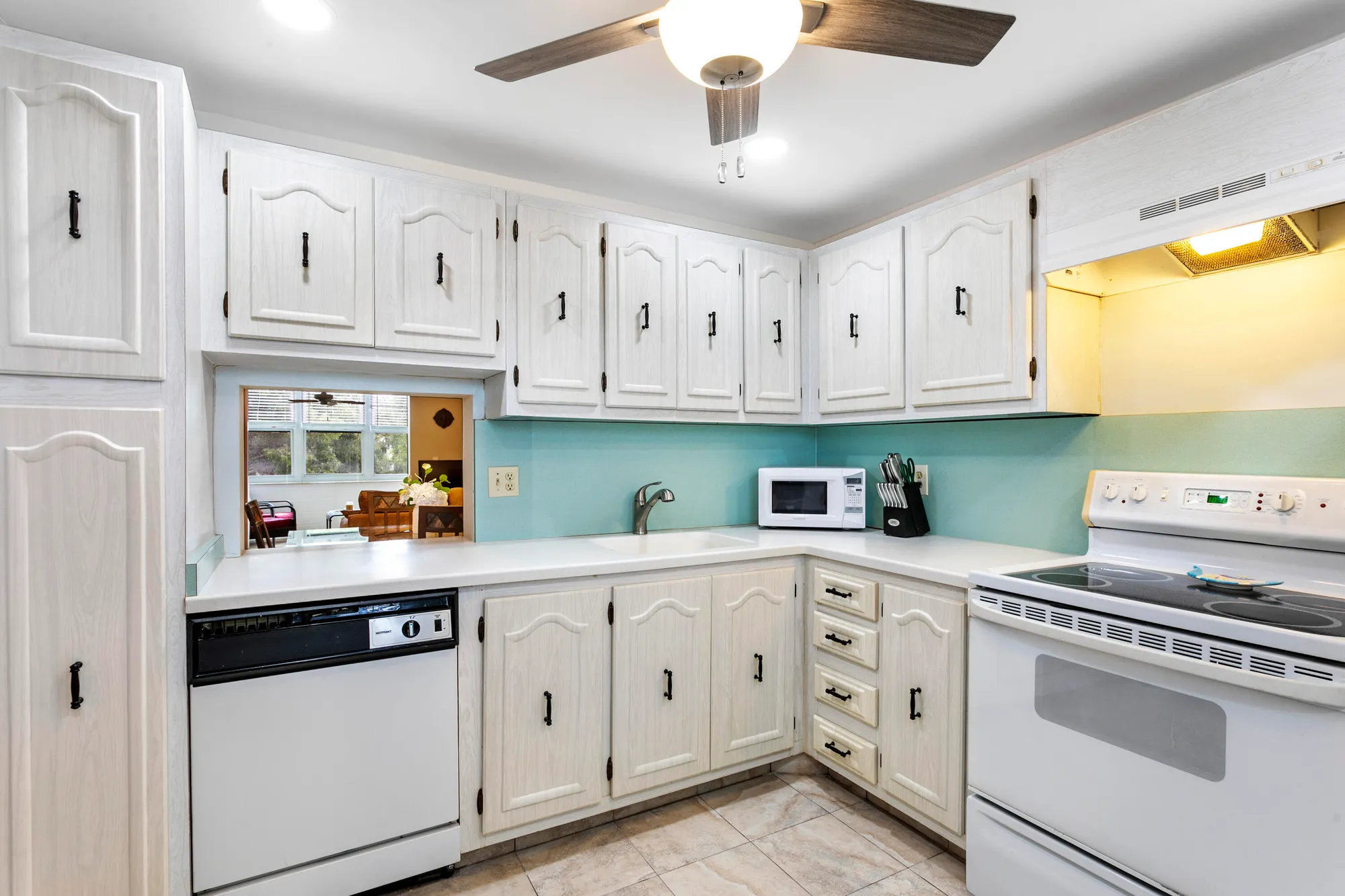 Property Slideshow image 11 of 24 | 2600 ne 1st ln 3110, Boynton Beach, FL, 33435