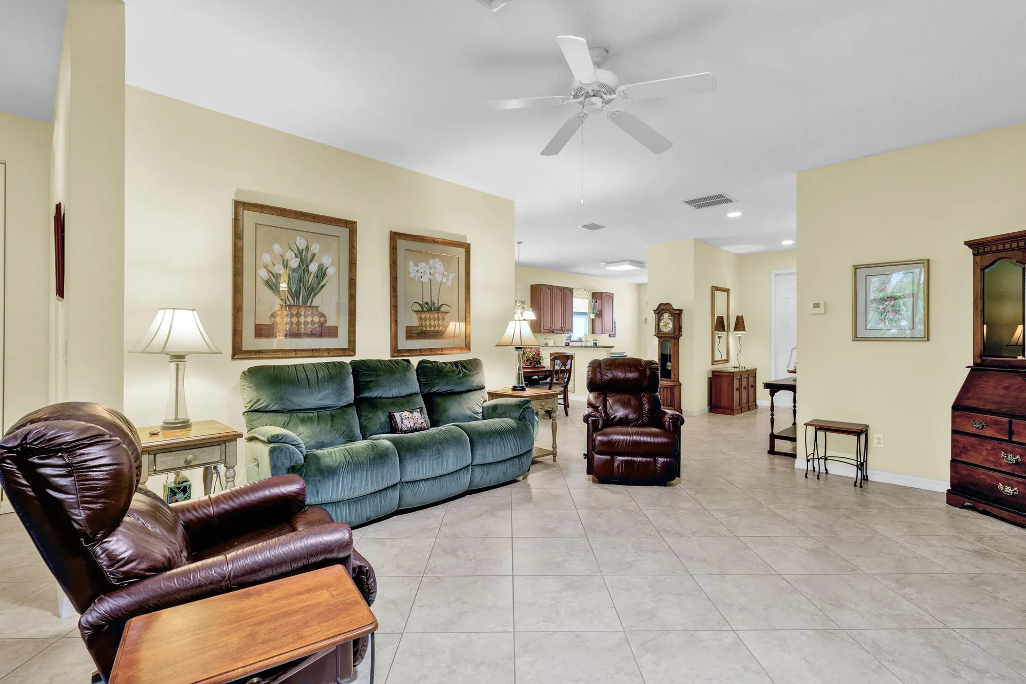 Property Slideshow image 5 of 34 | 6360 astor pl, Vero Beach, FL, 32966