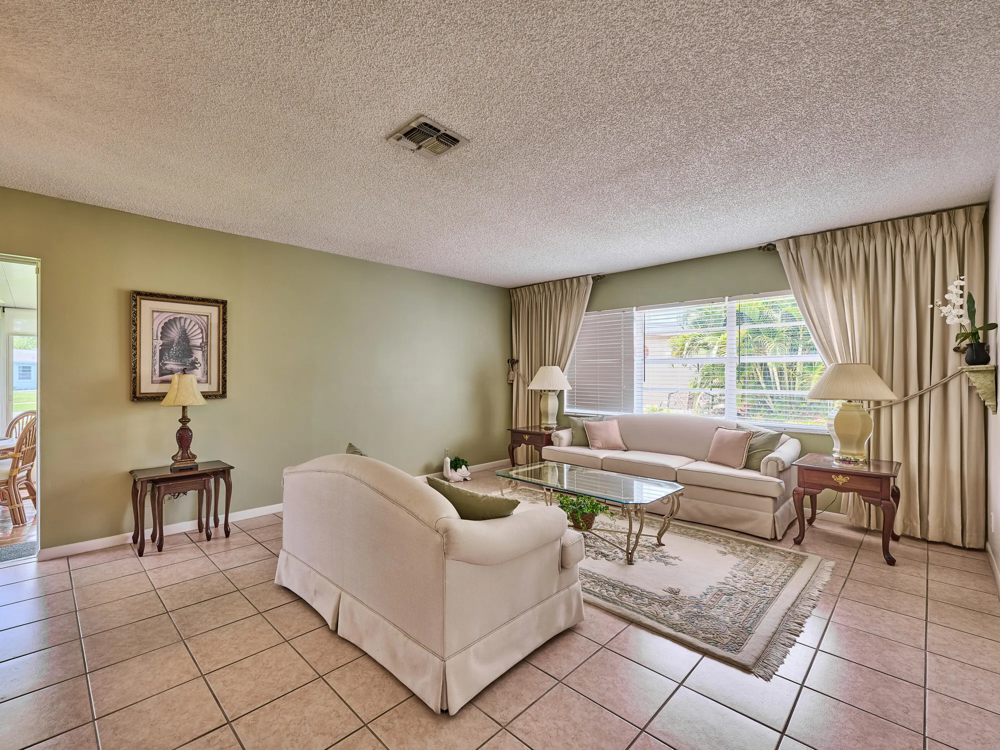 Property Slideshow image 10 of 27 | 7261 pine forest cir, Lake Worth, FL, 33467