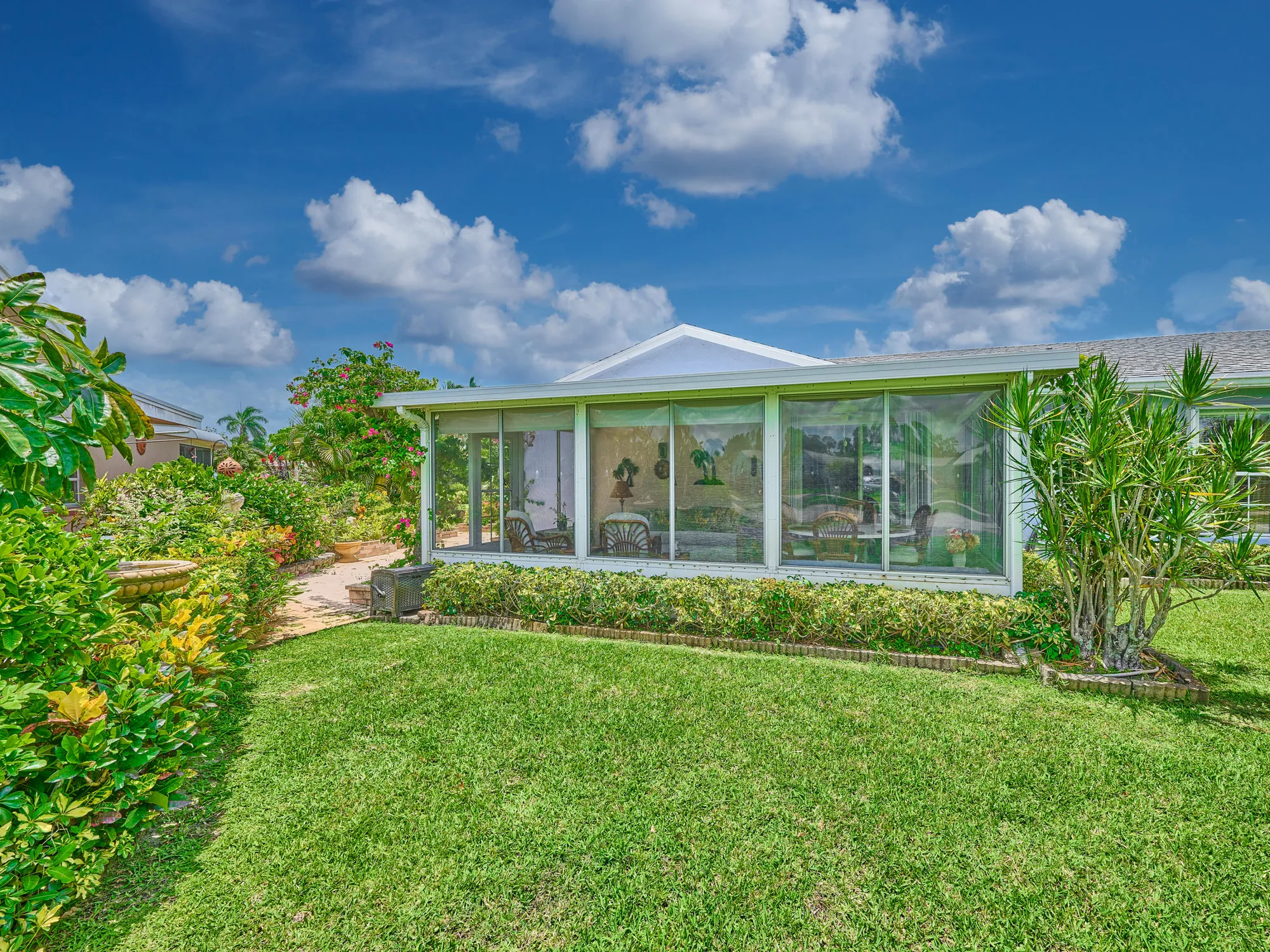 Property Slideshow image 3 of 27 | 7261 pine forest cir, Lake Worth, FL, 33467