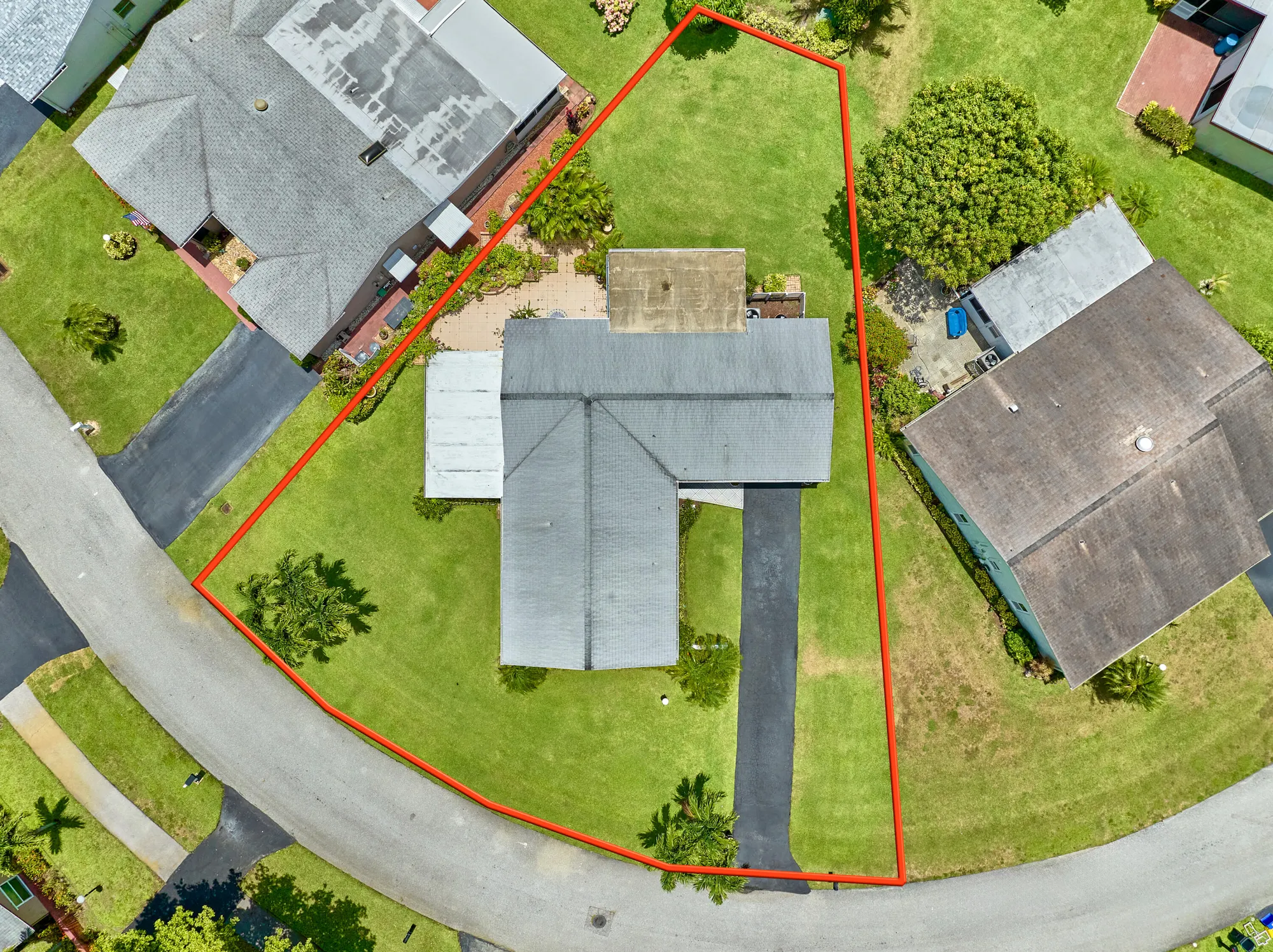 Property Slideshow image 5 of 27 | 7261 pine forest cir, Lake Worth, FL, 33467