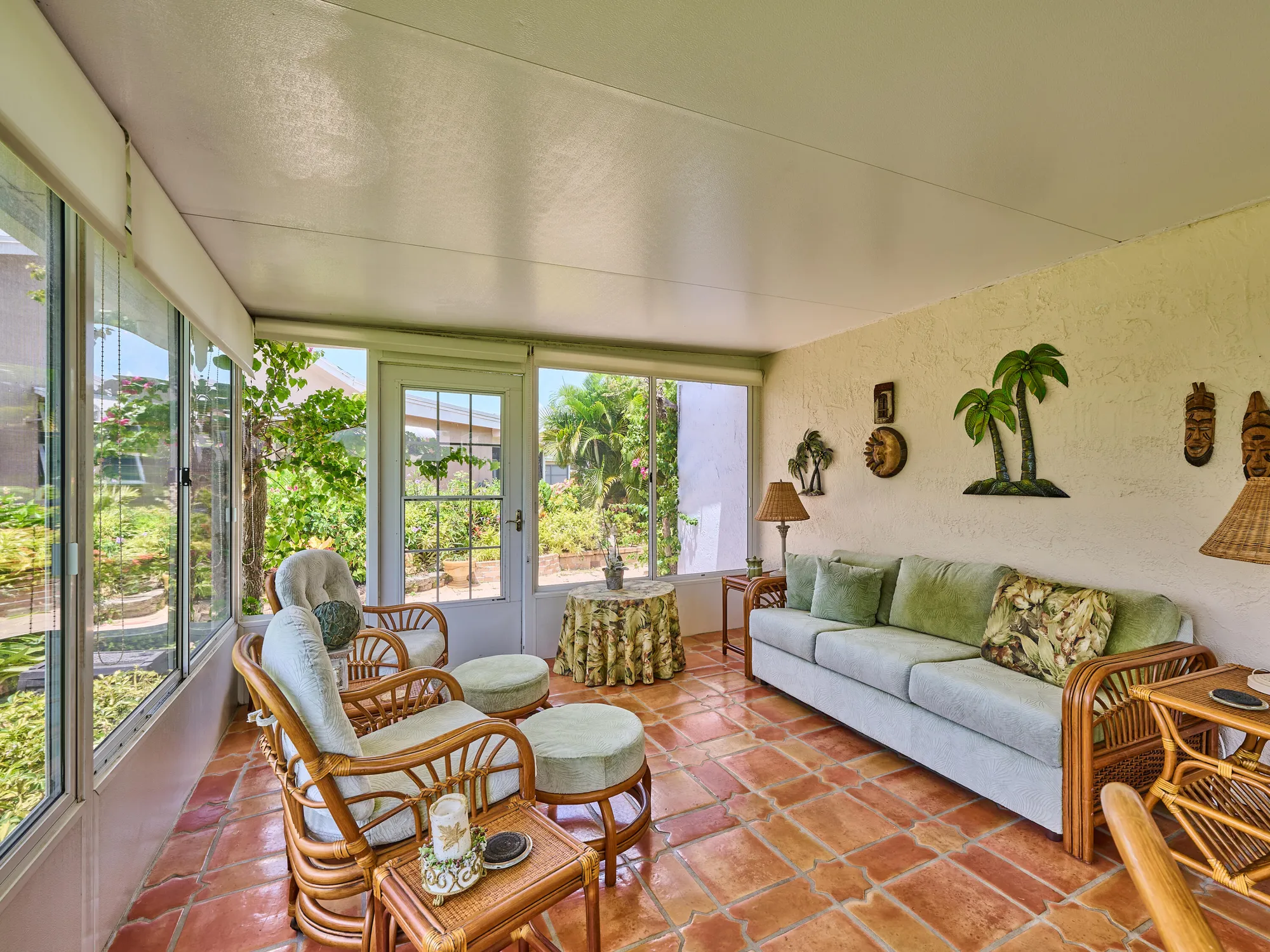 Property Slideshow image 15 of 27 | 7261 pine forest cir, Lake Worth, FL, 33467