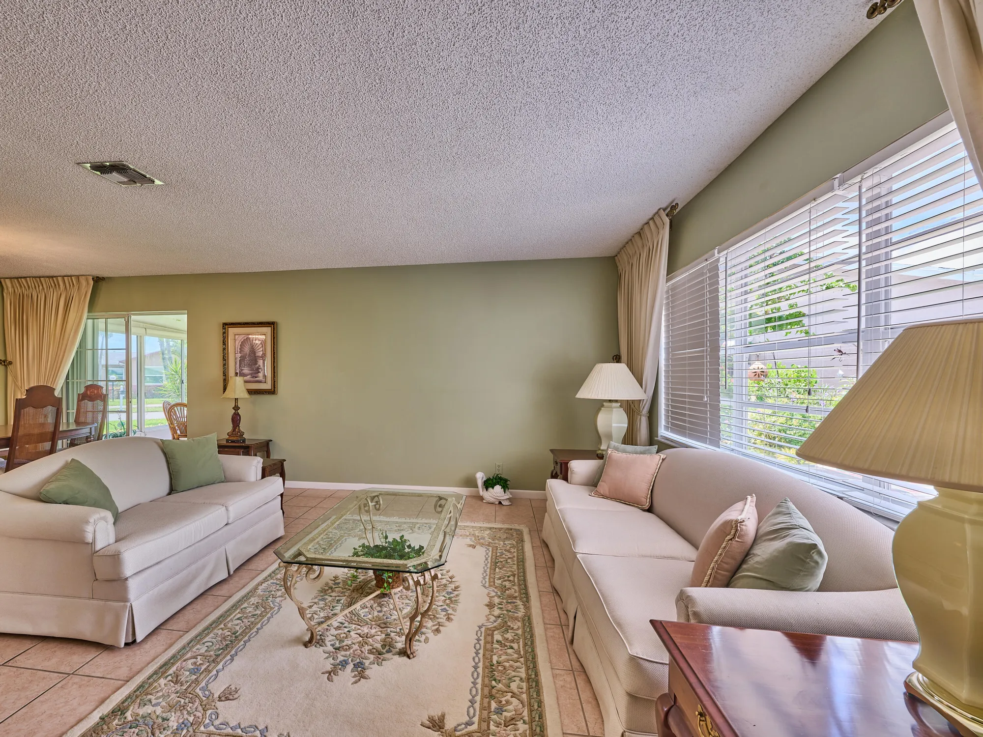 Property Slideshow image 11 of 27 | 7261 pine forest cir, Lake Worth, FL, 33467