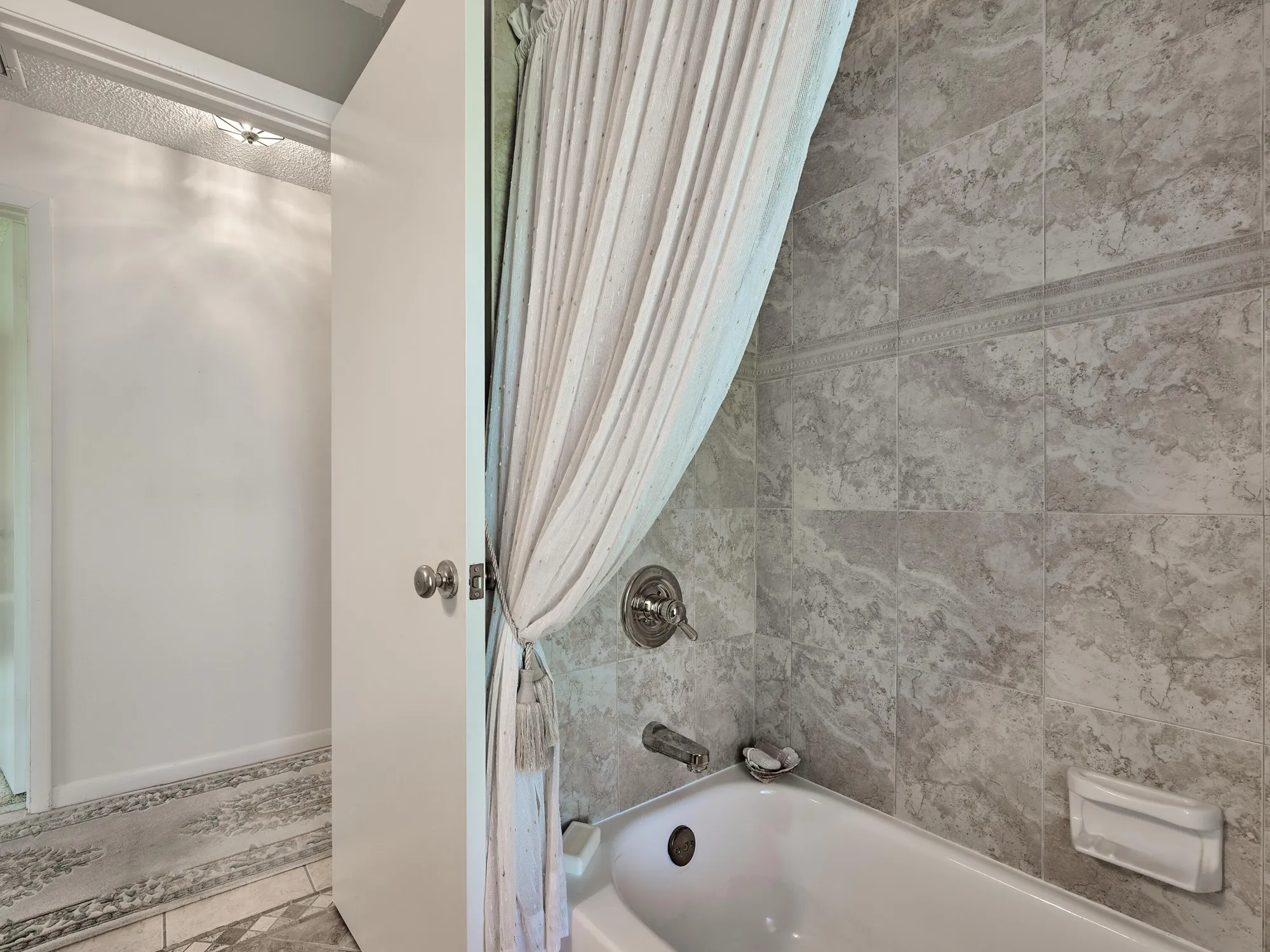 Property Slideshow image 20 of 27 | 7261 pine forest cir, Lake Worth, FL, 33467