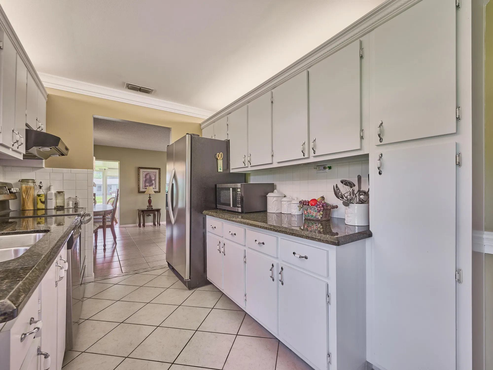 Property Slideshow image 22 of 27 | 7261 pine forest cir, Lake Worth, FL, 33467