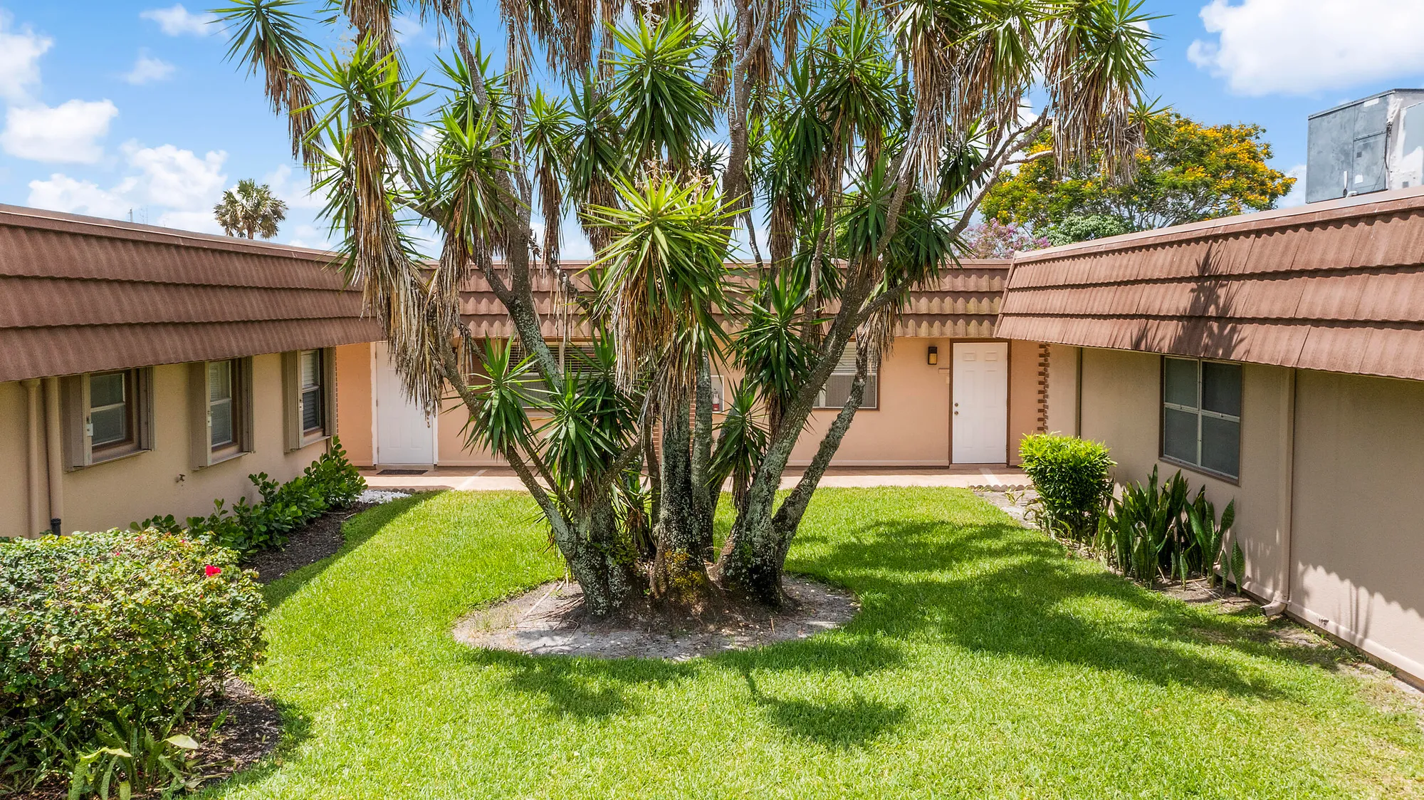 Property Slideshow image 6 of 32 | 154 seville g, Delray Beach, FL, 33446