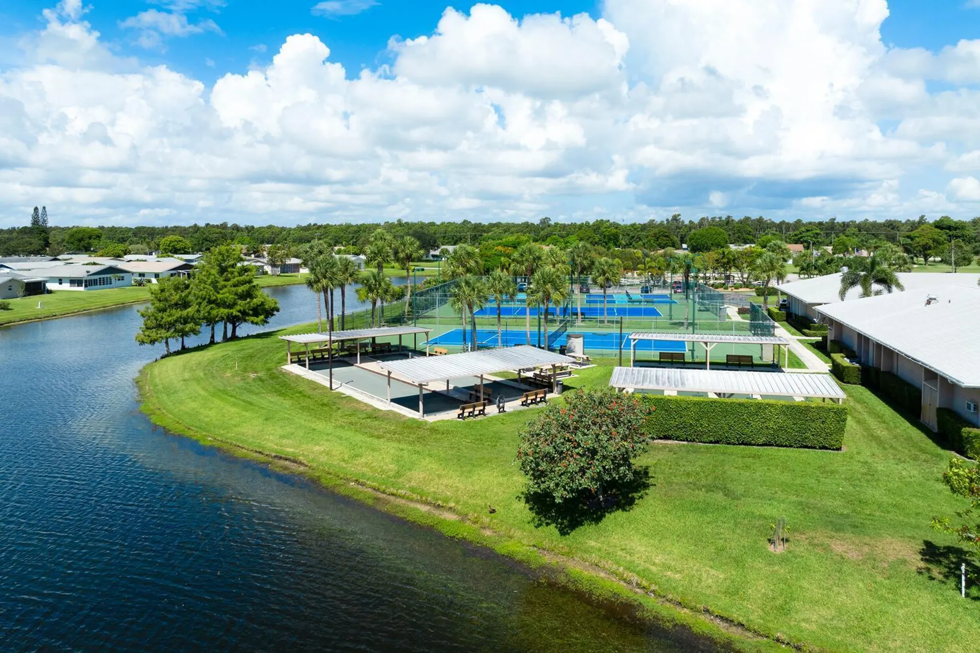 Property Slideshow image 26 of 32 | 5050 campanelli cir, West Palm Beach, FL, 33417