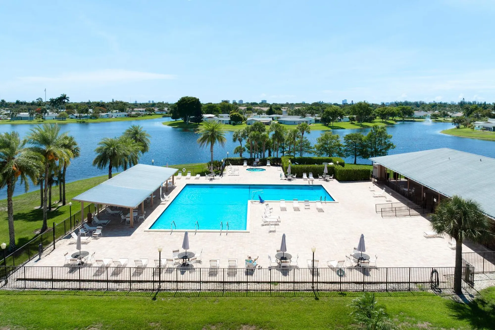 Property Slideshow image 28 of 32 | 5050 campanelli cir, West Palm Beach, FL, 33417