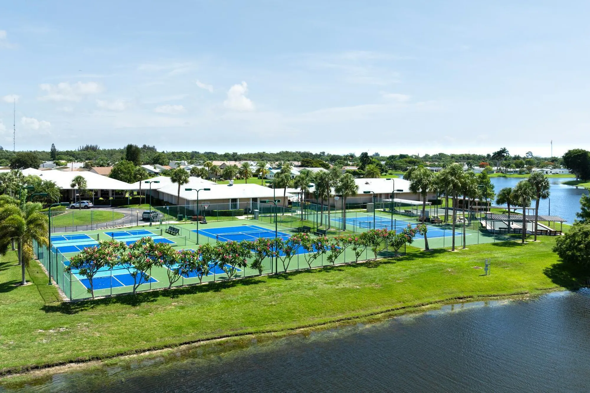 Property Slideshow image 31 of 32 | 5050 campanelli cir, West Palm Beach, FL, 33417