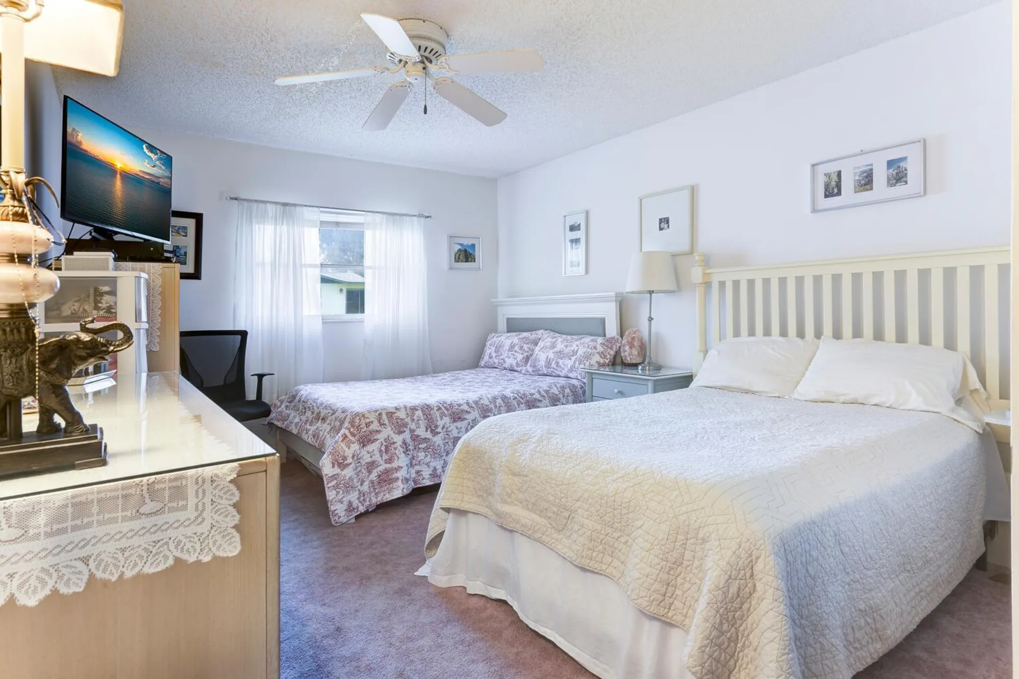 Property Slideshow image 16 of 32 | 5050 campanelli cir, West Palm Beach, FL, 33417