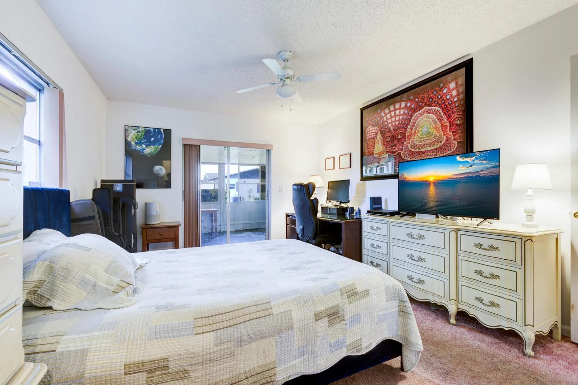 Property Slideshow image 19 of 32 | 5050 campanelli cir, West Palm Beach, FL, 33417
