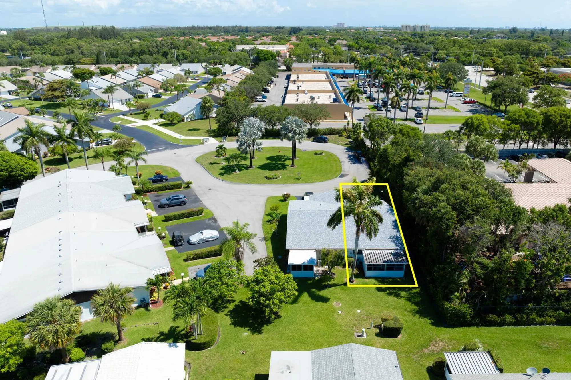 Property Slideshow image 5 of 32 | 5050 campanelli cir, West Palm Beach, FL, 33417