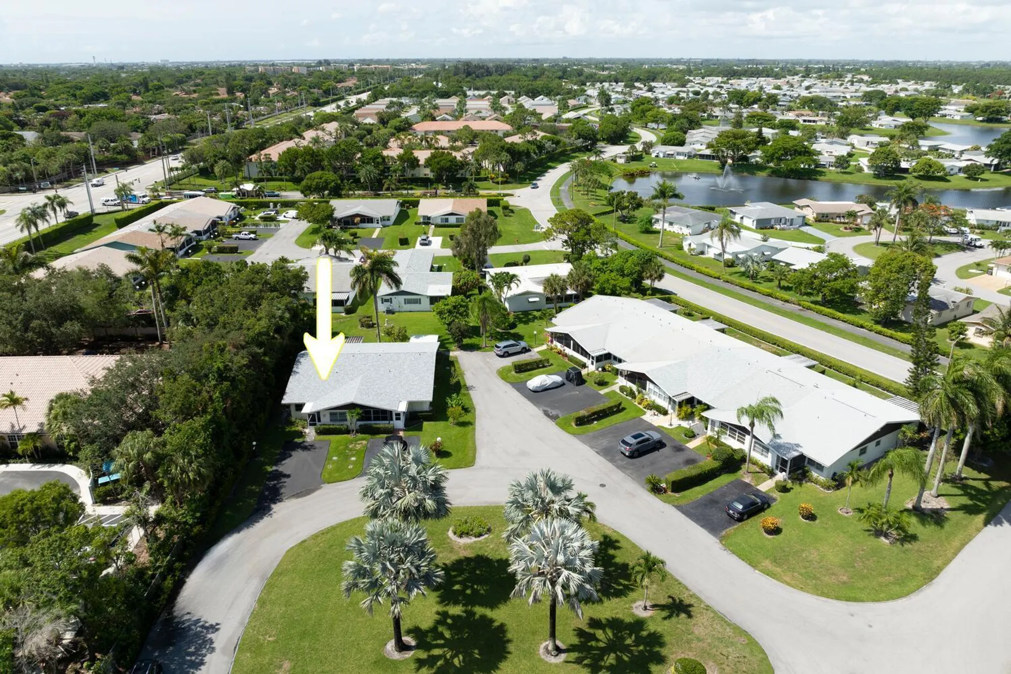 Property Slideshow image 23 of 32 | 5050 campanelli cir, West Palm Beach, FL, 33417