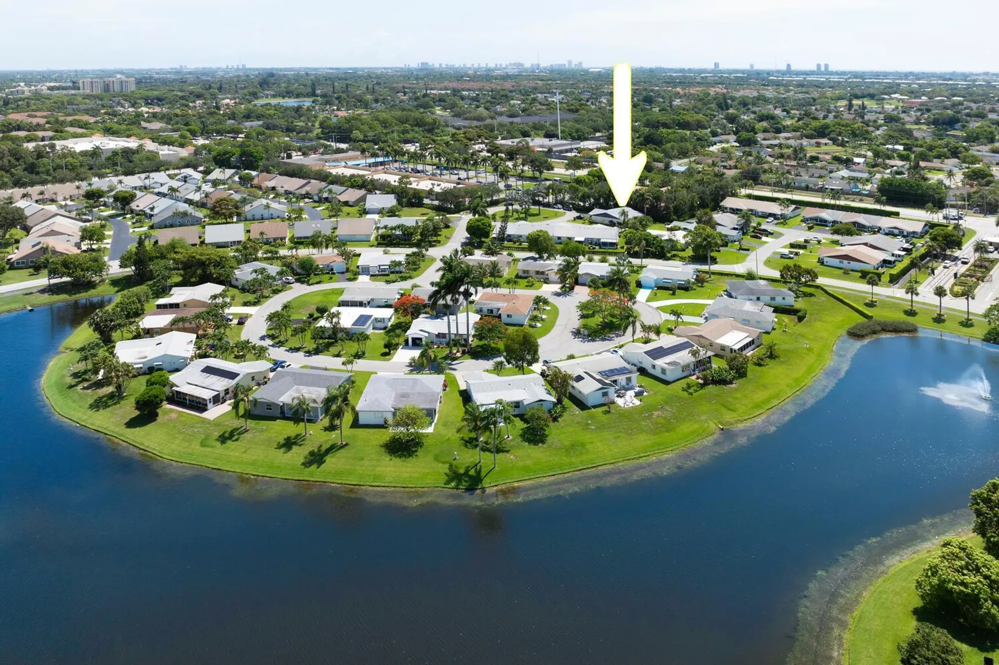 Property Slideshow image 24 of 32 | 5050 campanelli cir, West Palm Beach, FL, 33417