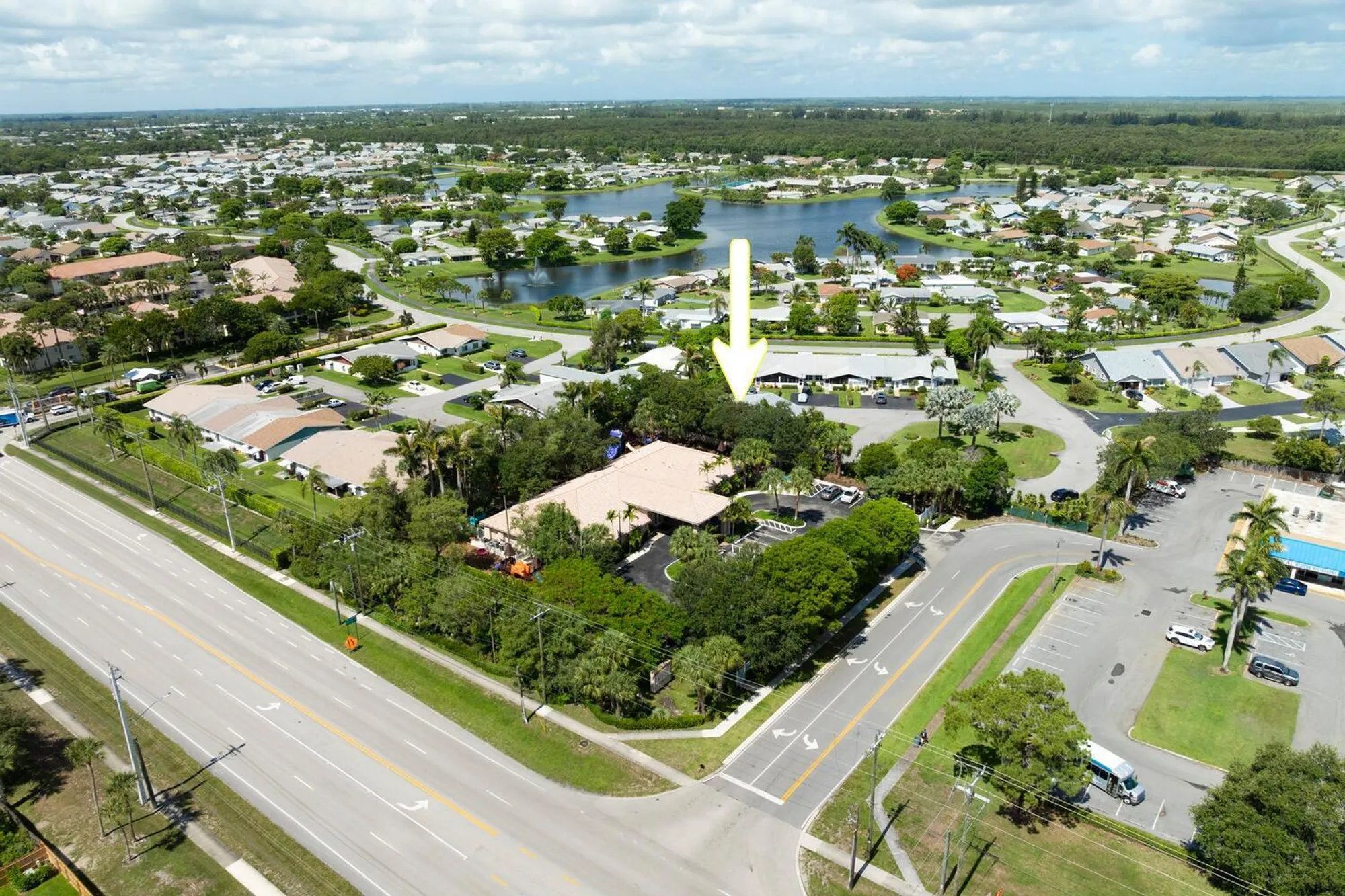 Property Slideshow image 22 of 32 | 5050 campanelli cir, West Palm Beach, FL, 33417