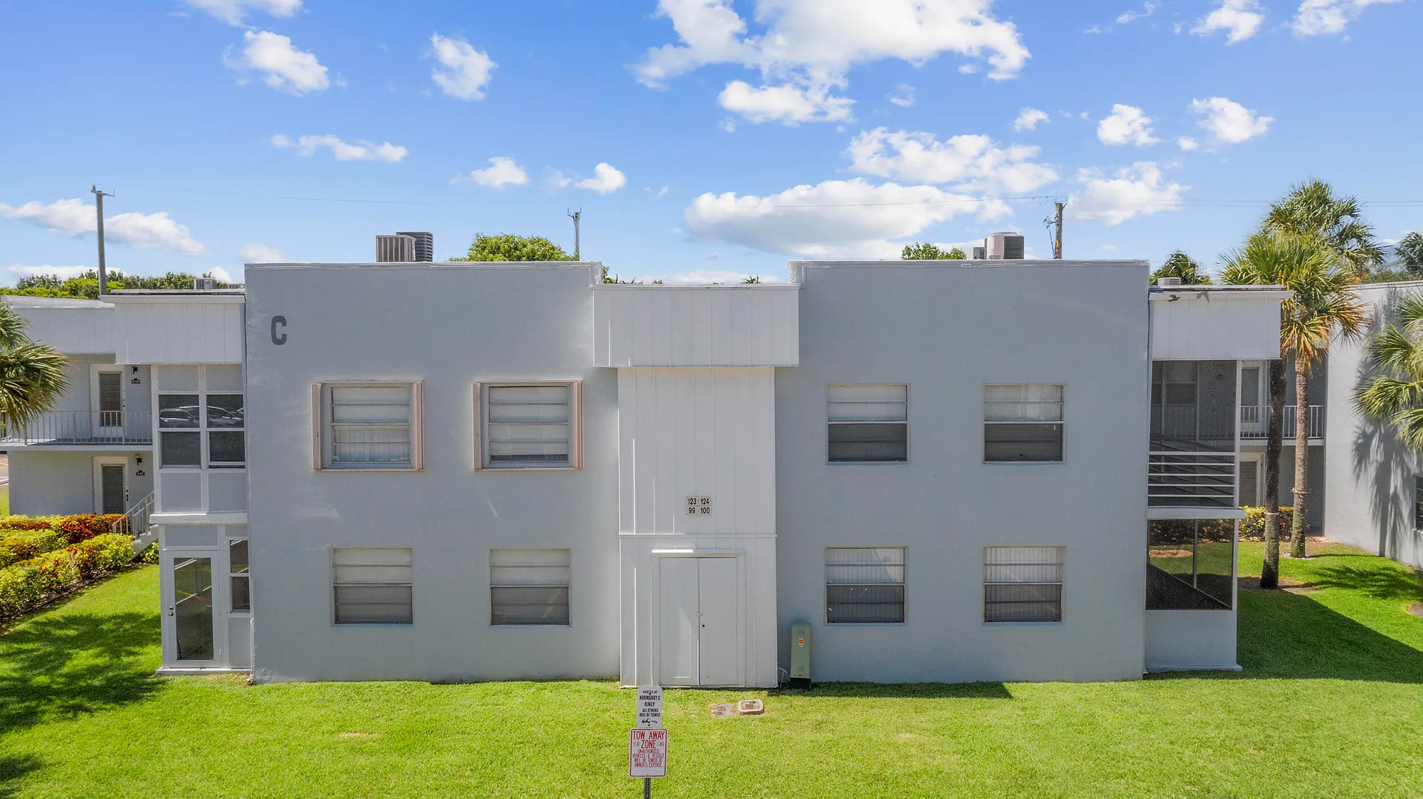 Property Slideshow image 10 of 58 | 124 normandy c, Delray Beach, FL, 33484