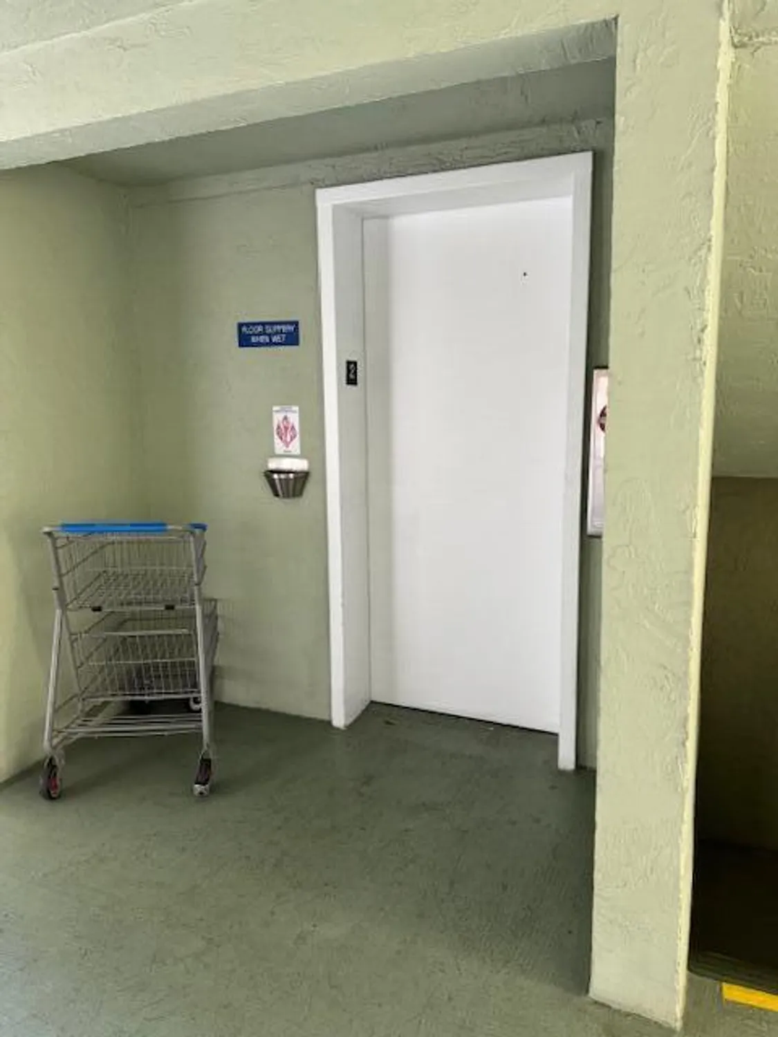 Property Slideshow image 18 of 23 | 3000 springdale blvd apt v204, Palm Springs, FL, 33461