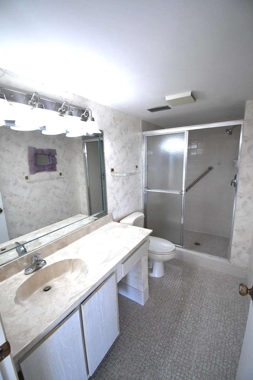 Property Slideshow image 19 of 44 | 14375 strathmore ln 402, Delray Beach, FL, 33446