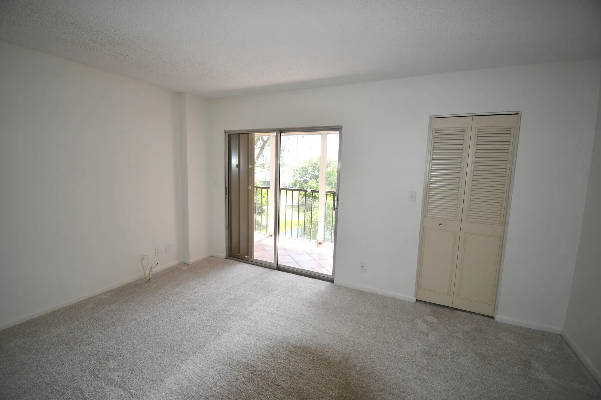 Property Slideshow image 18 of 44 | 14375 strathmore ln 402, Delray Beach, FL, 33446