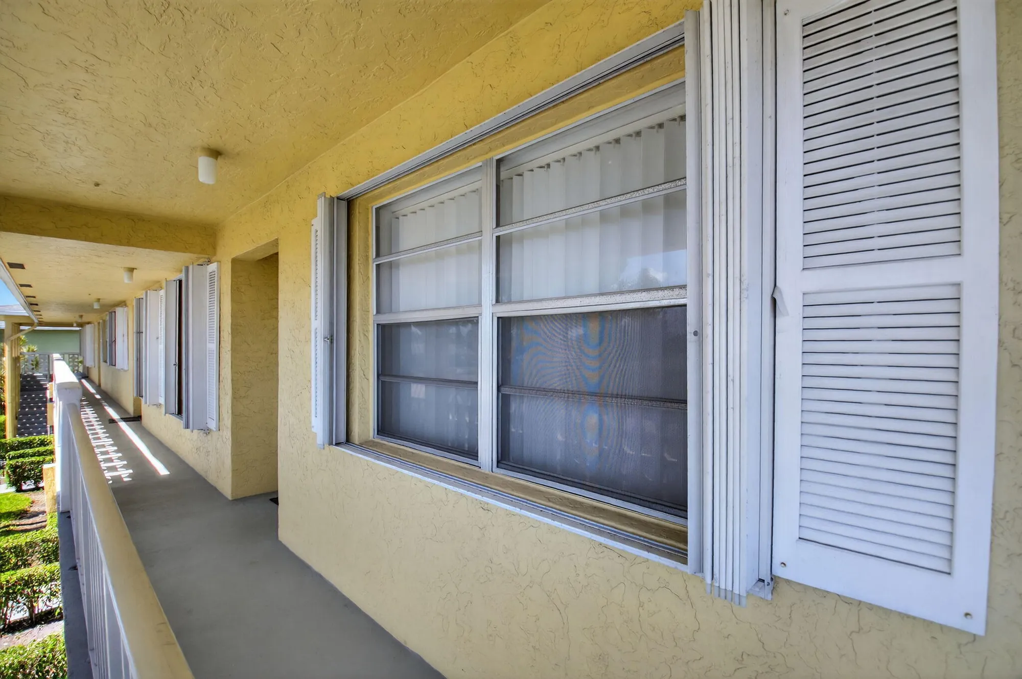 Property Slideshow image 11 of 55 | 1111 lemon tree ter apt 204, Delray Beach, FL, 33445