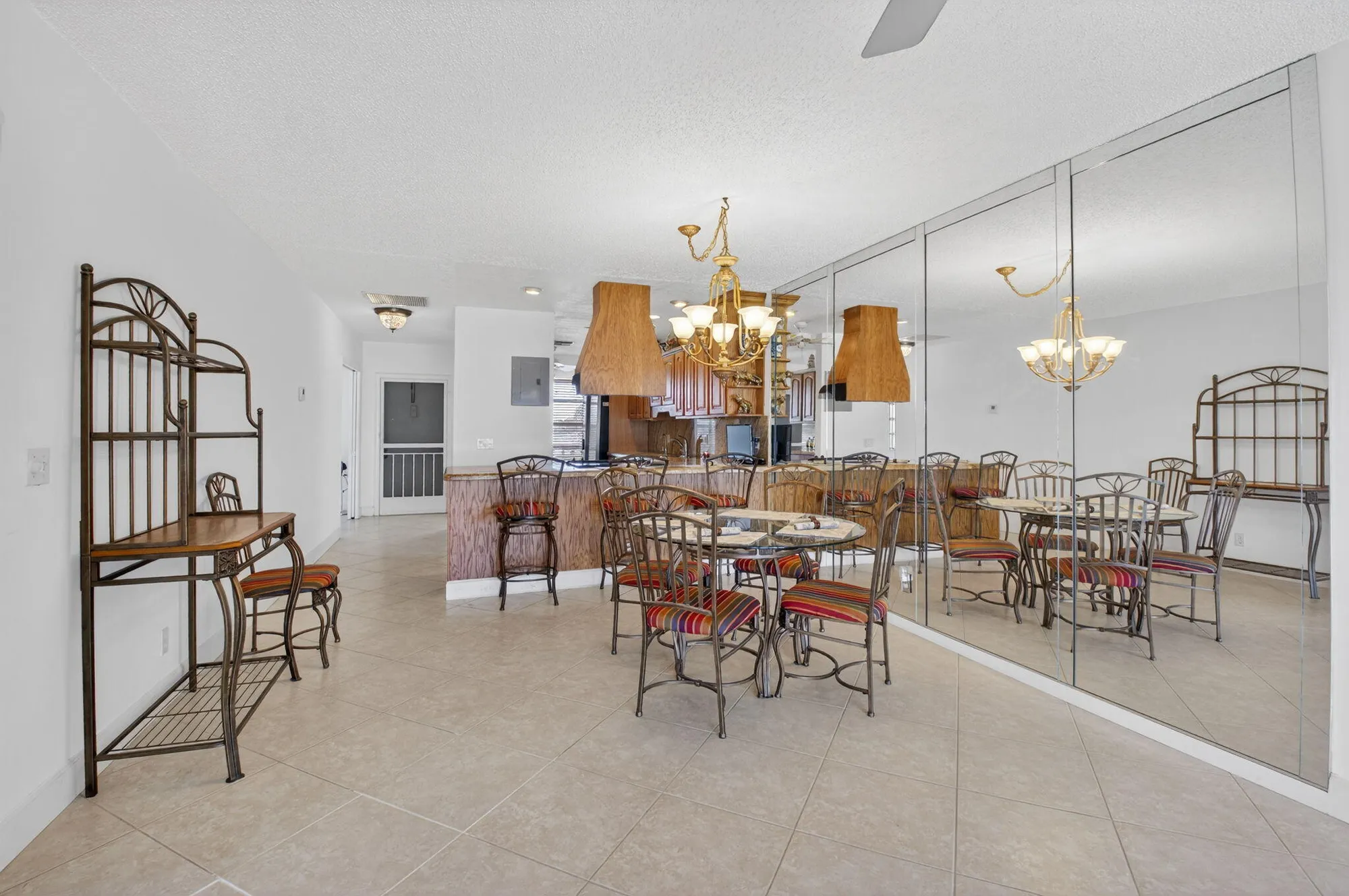 Property Slideshow image 13 of 55 | 1111 lemon tree ter apt 204, Delray Beach, FL, 33445