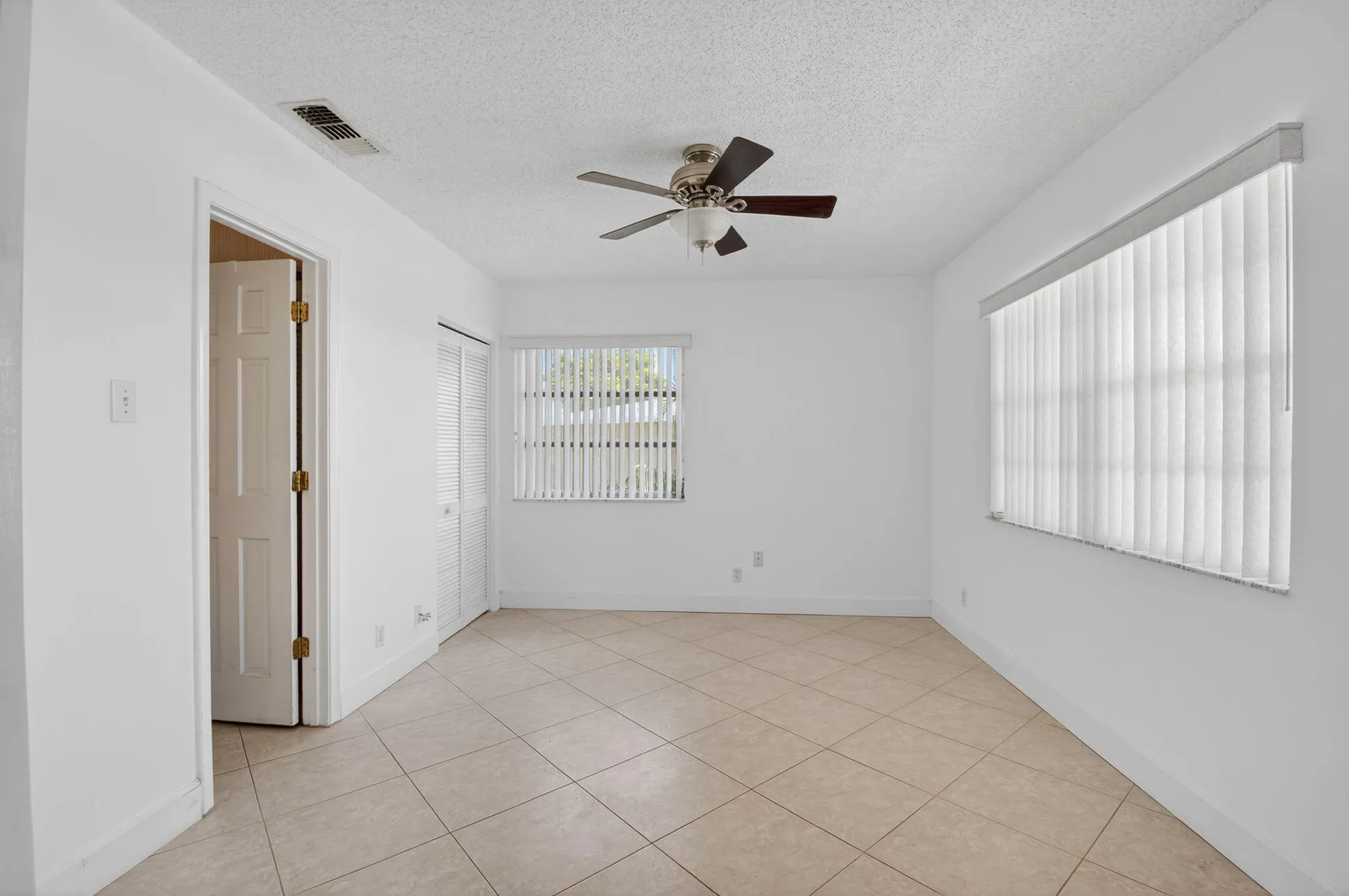 Property Slideshow image 33 of 55 | 1111 lemon tree ter apt 204, Delray Beach, FL, 33445