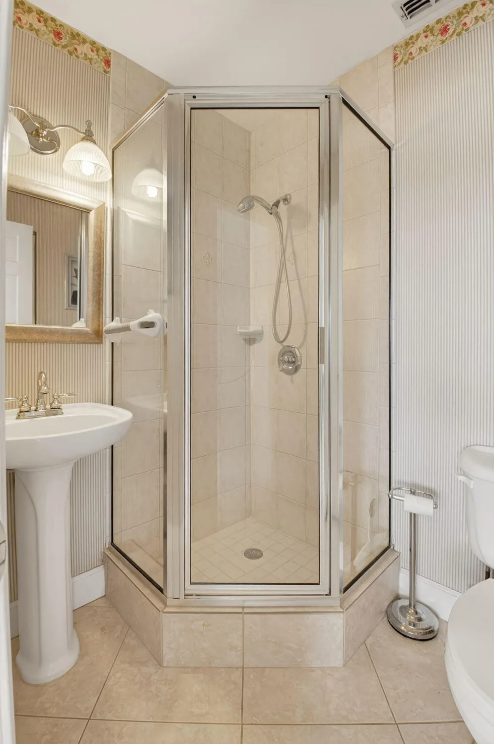 Property Slideshow image 35 of 55 | 1111 lemon tree ter apt 204, Delray Beach, FL, 33445