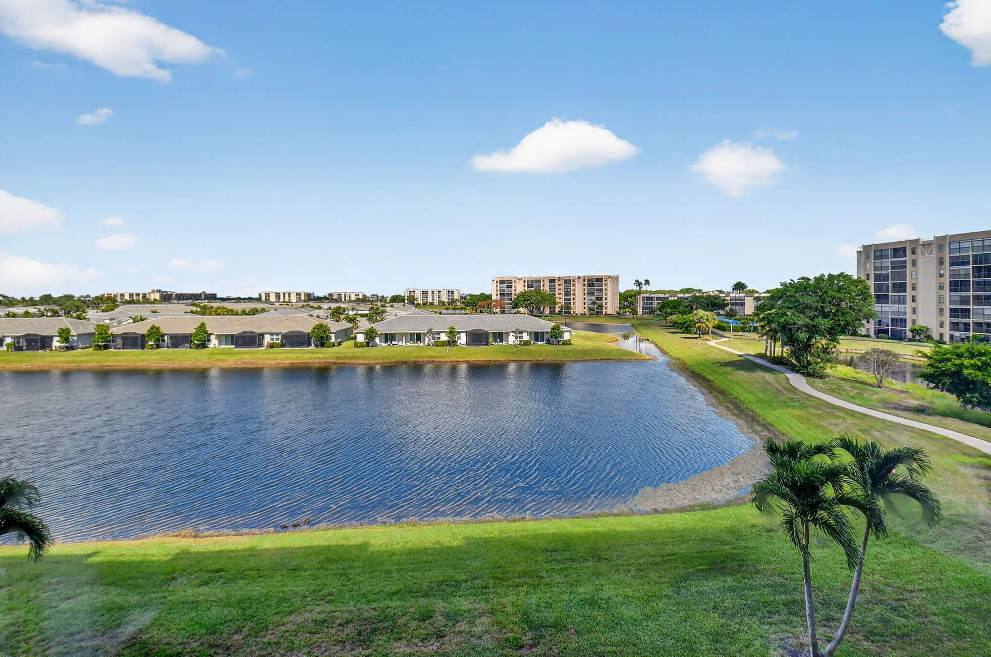 Property Slideshow image 21 of 43 | 14425 strathmore ln apt 404, Delray Beach, FL, 33446