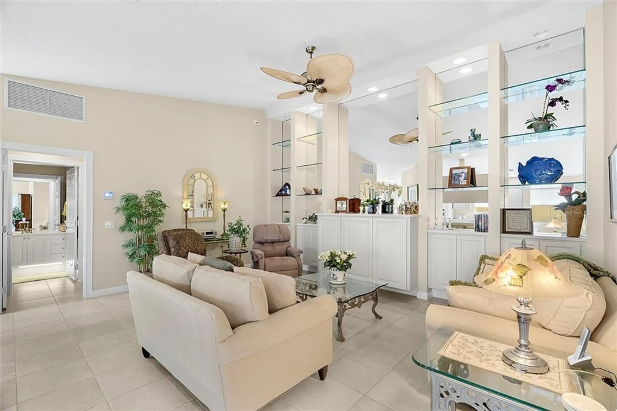 Property Slideshow image 4 of 36 | 4951 corsica sq, Vero Beach, FL, 32967